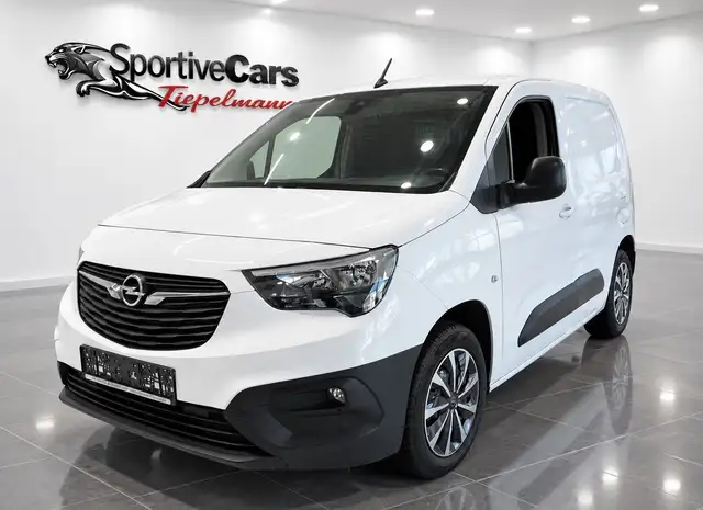 Opel Combo Cargo Autom 8-fach bereift Regalsystem UVM
