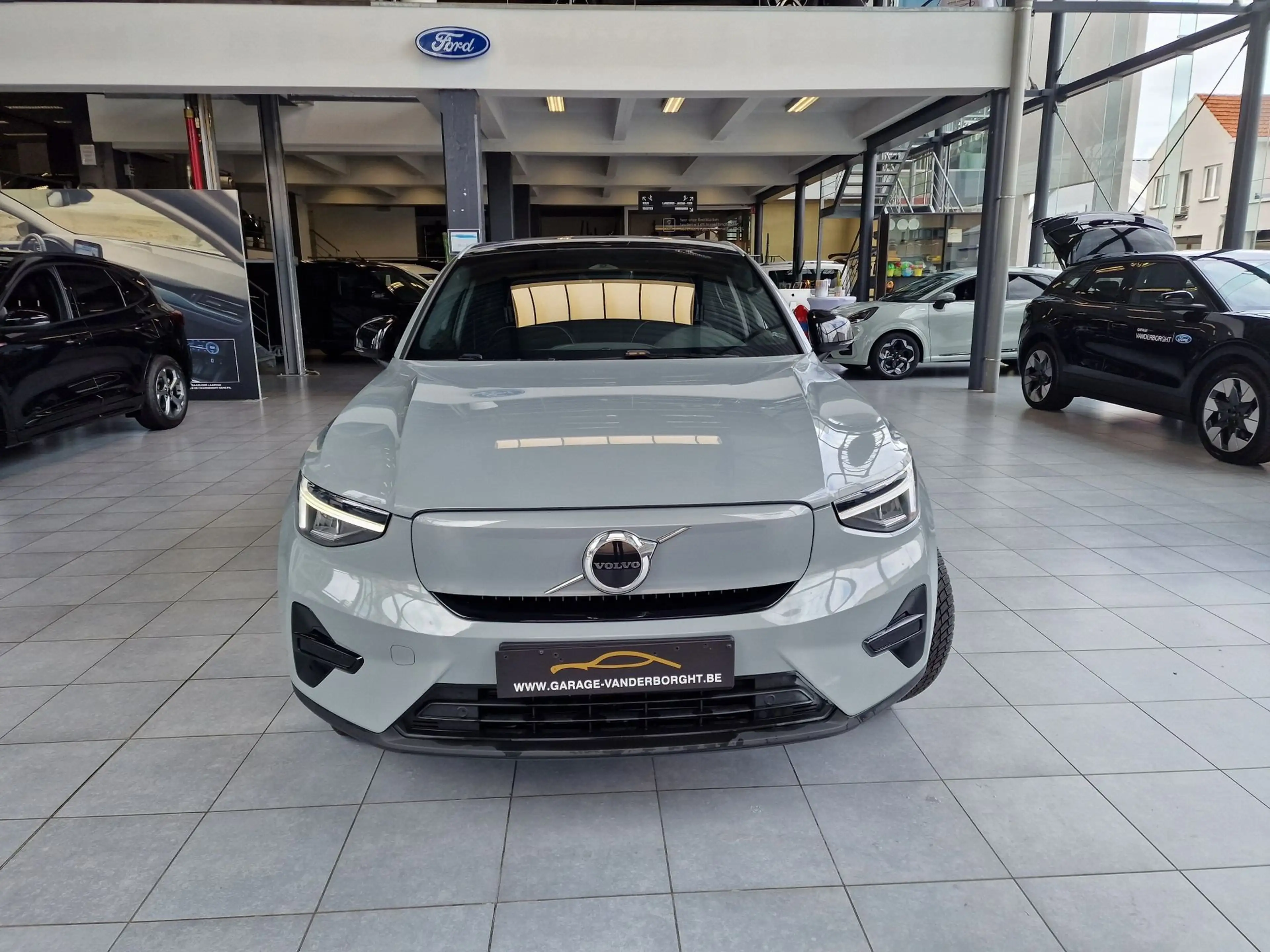 Volvo C40 PLUS EXTENDED RANGE — photo 2
