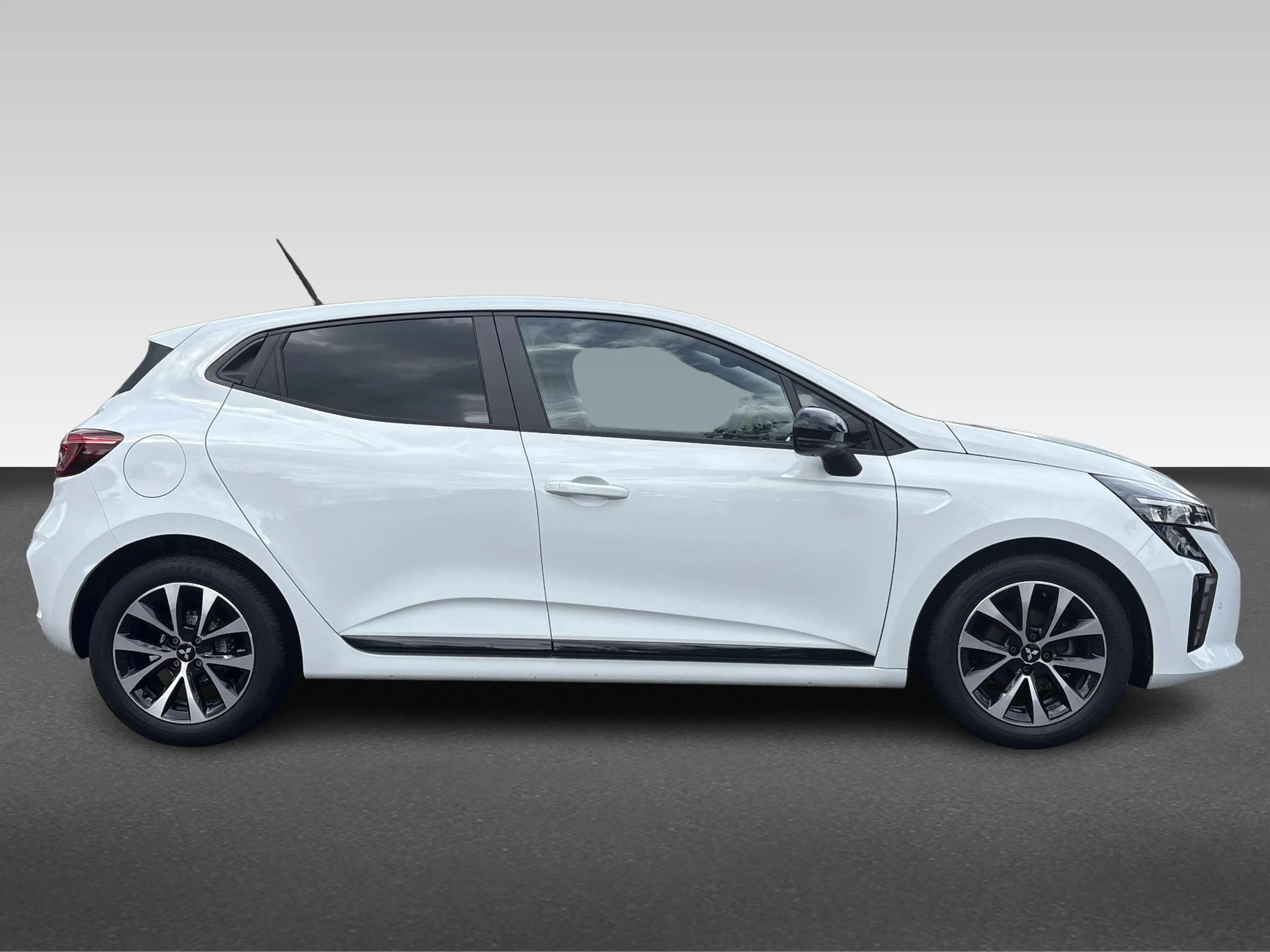 Mitsubishi Colt 1.0T MT Intense | Achteruitrijcamera | Apple Carpl — photo 9