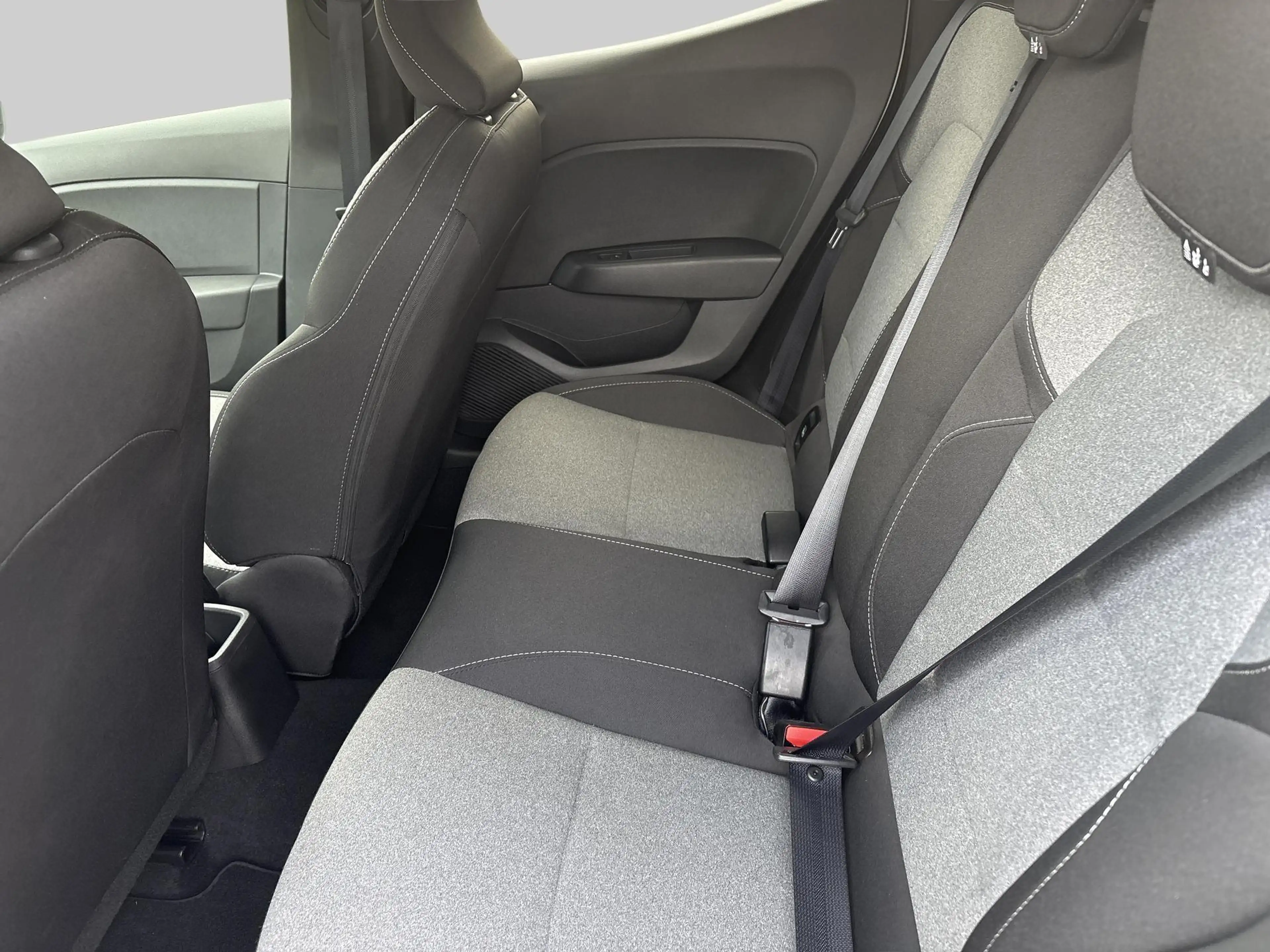 Mitsubishi Colt 1.0T MT Intense | Achteruitrijcamera | Apple Carpl — photo 6