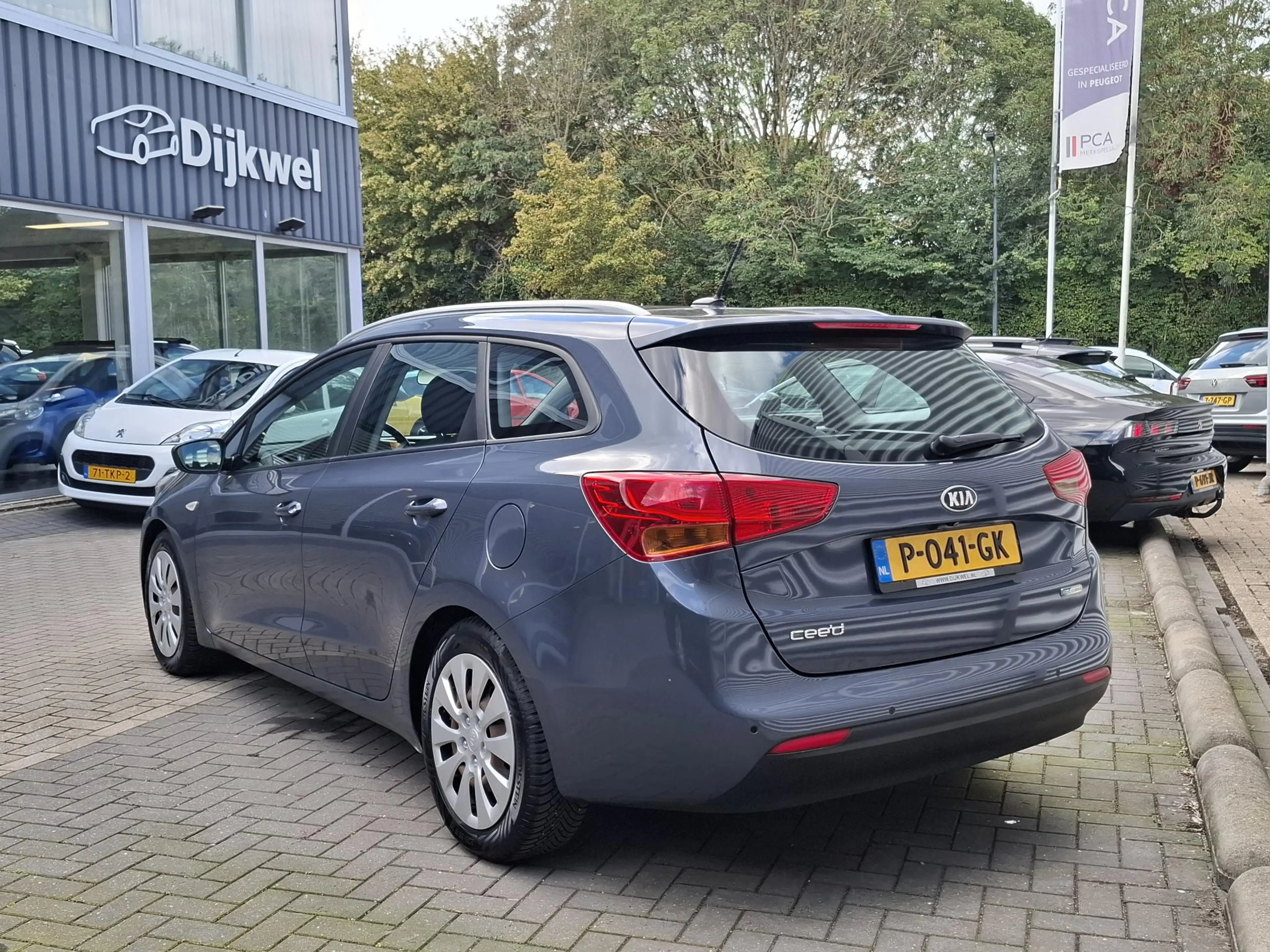 Kia Ceed SW / cee'd SW Sportswagon 1.4 GDi Navigator Airco/Nav/Cam — photo 4