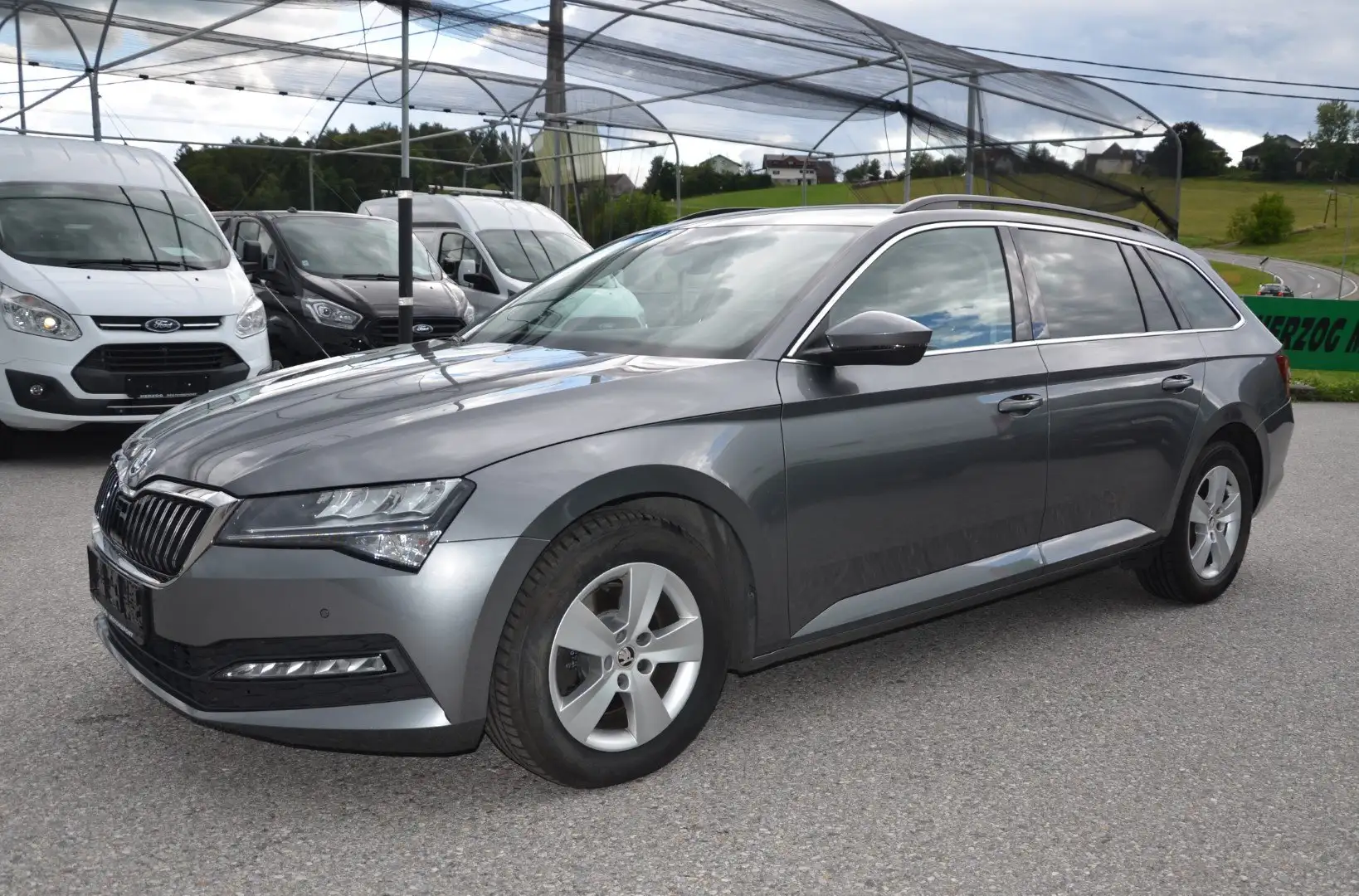 Skoda Superb Superb Kombi 2,0 TDI DSG LED VIRTUAL 1.Besitz Gris - 2