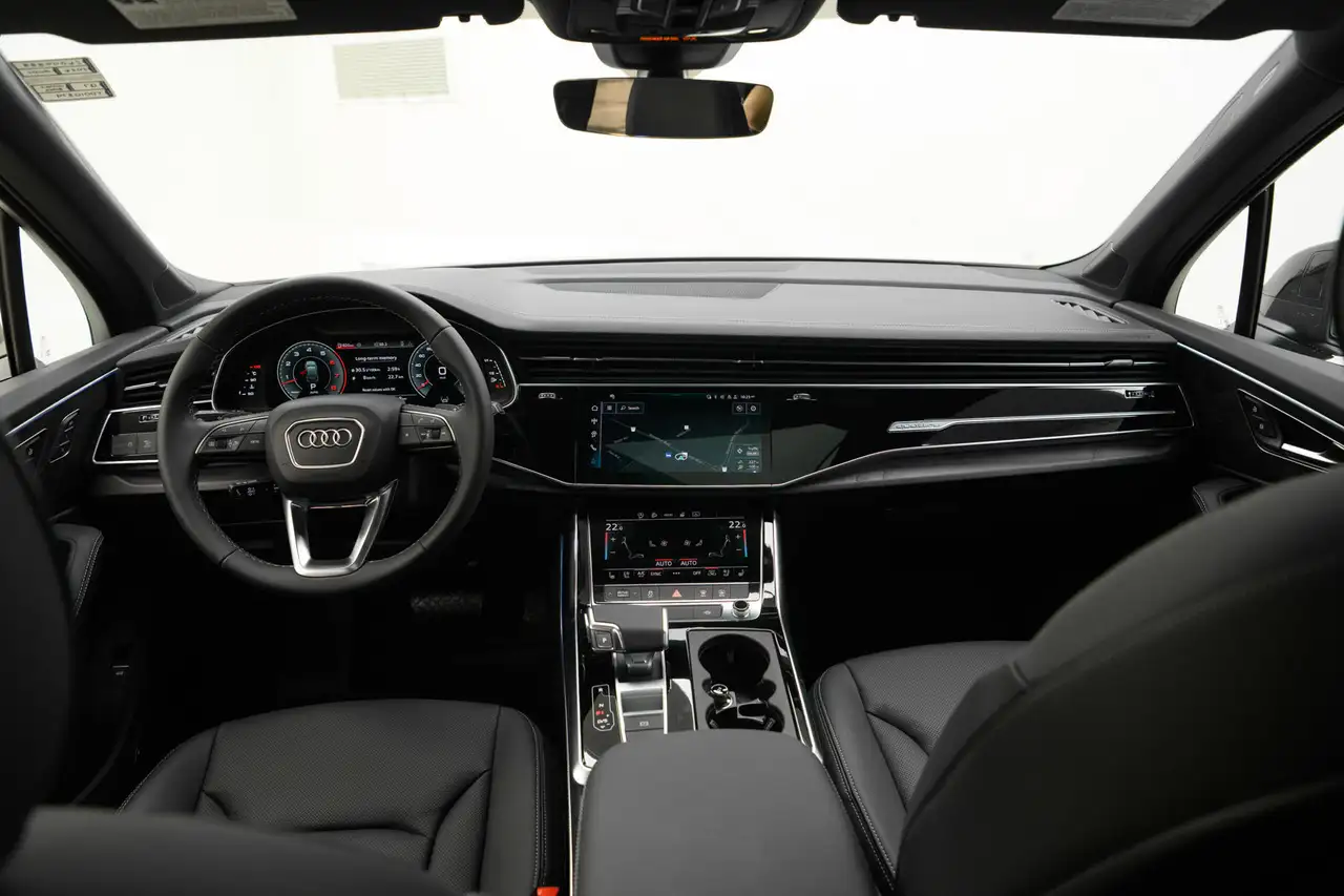 Audi Q7 снимка Audi Q7