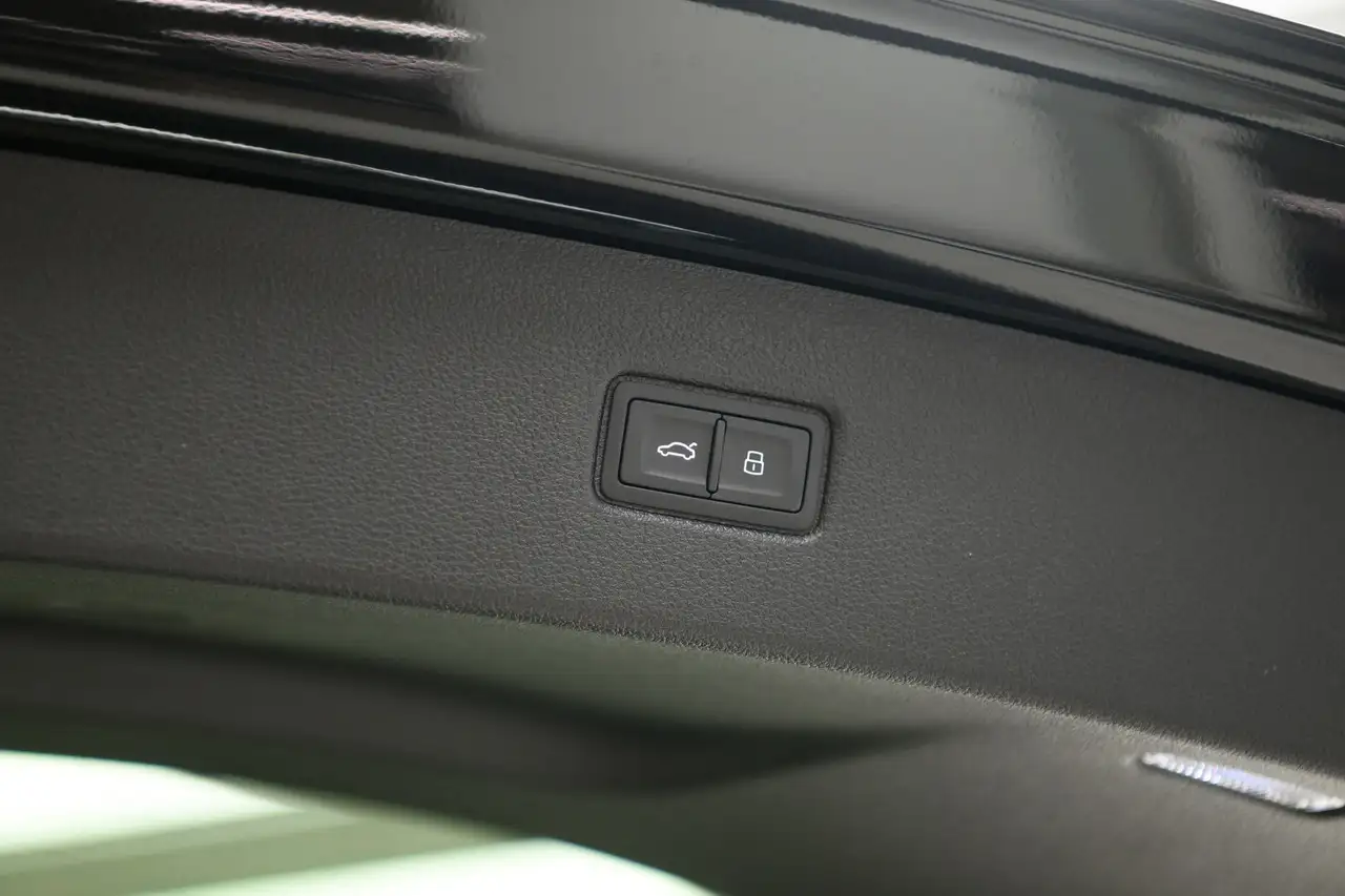 Audi Q7 снимка Audi Q7