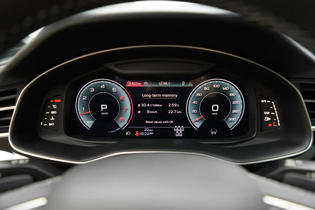 Audi Q7 снимка Audi Q7