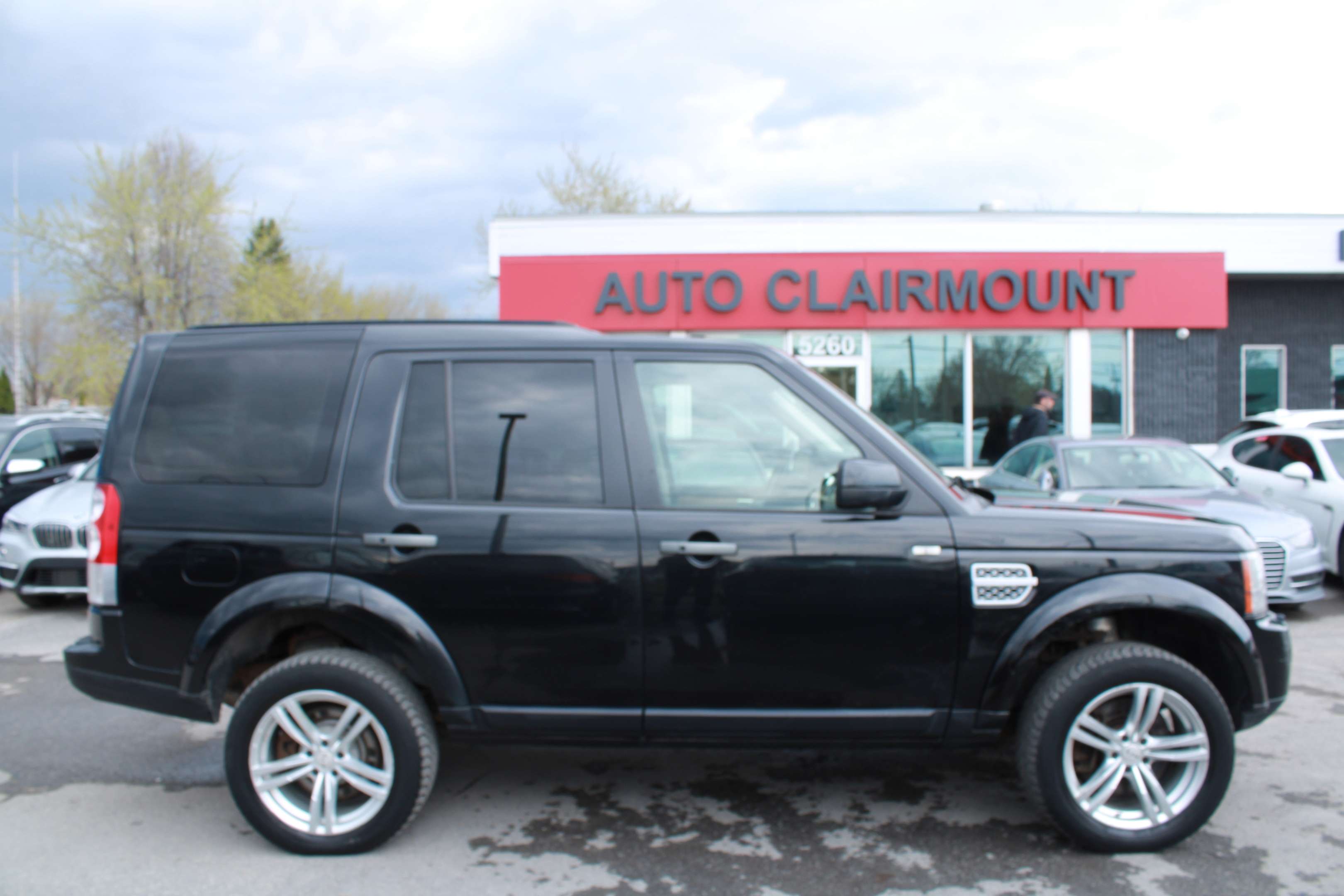 2013 Land Rover LR4 LUX - Image 9