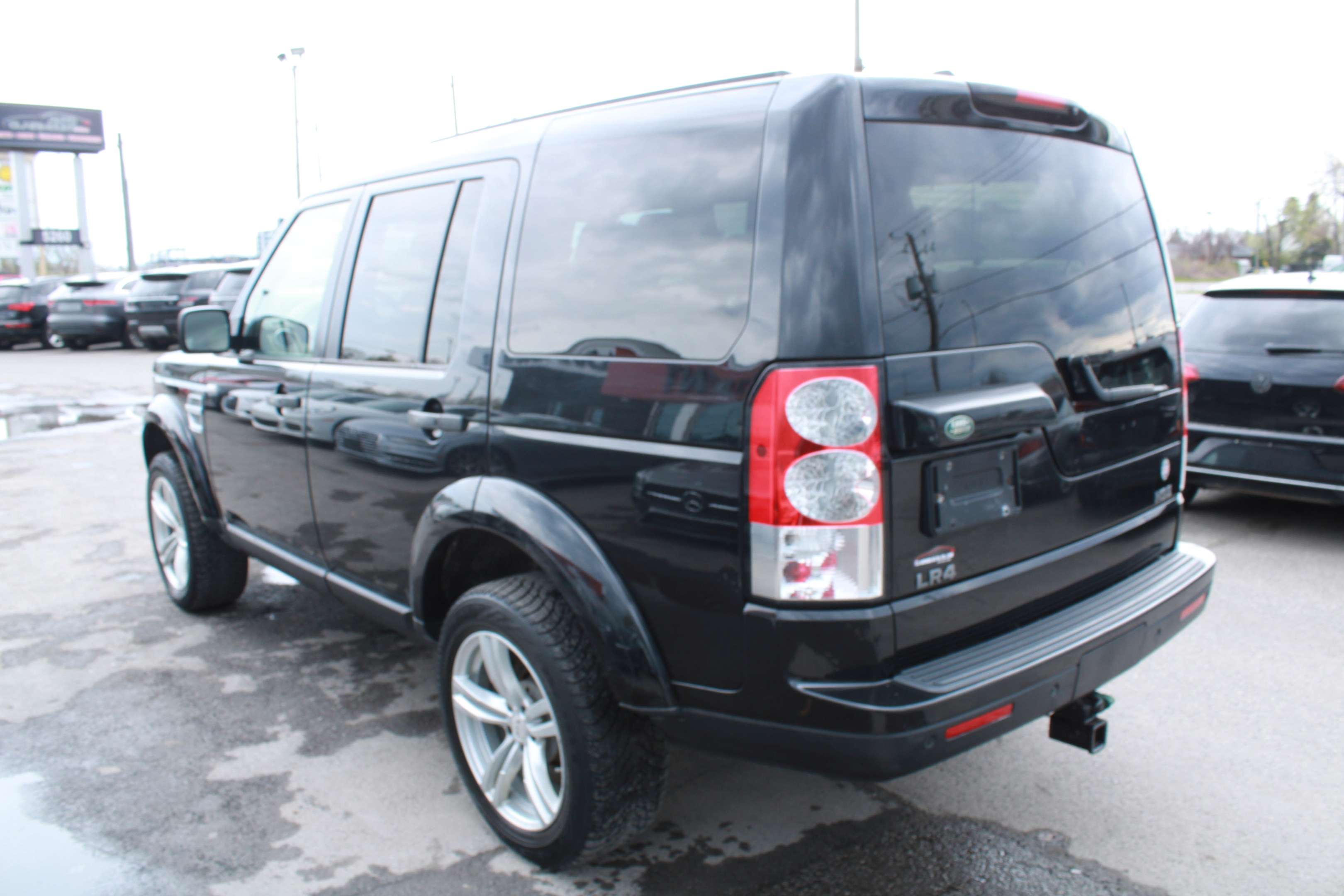 2013 Land Rover LR4 LUX - Image 5