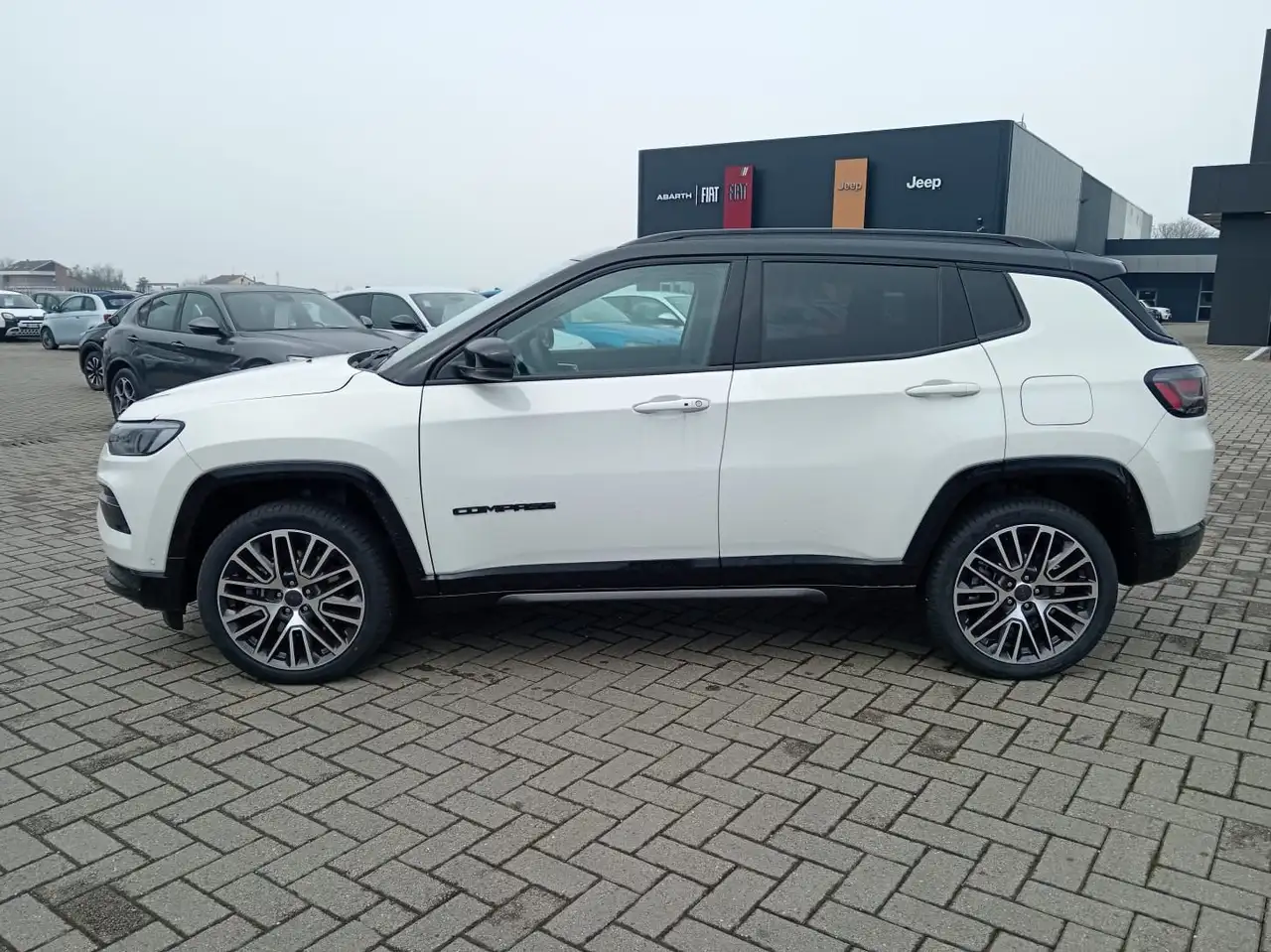 Jeep Compass 1.3 T4 PHEV 240cv Summit 4xe Auto 8