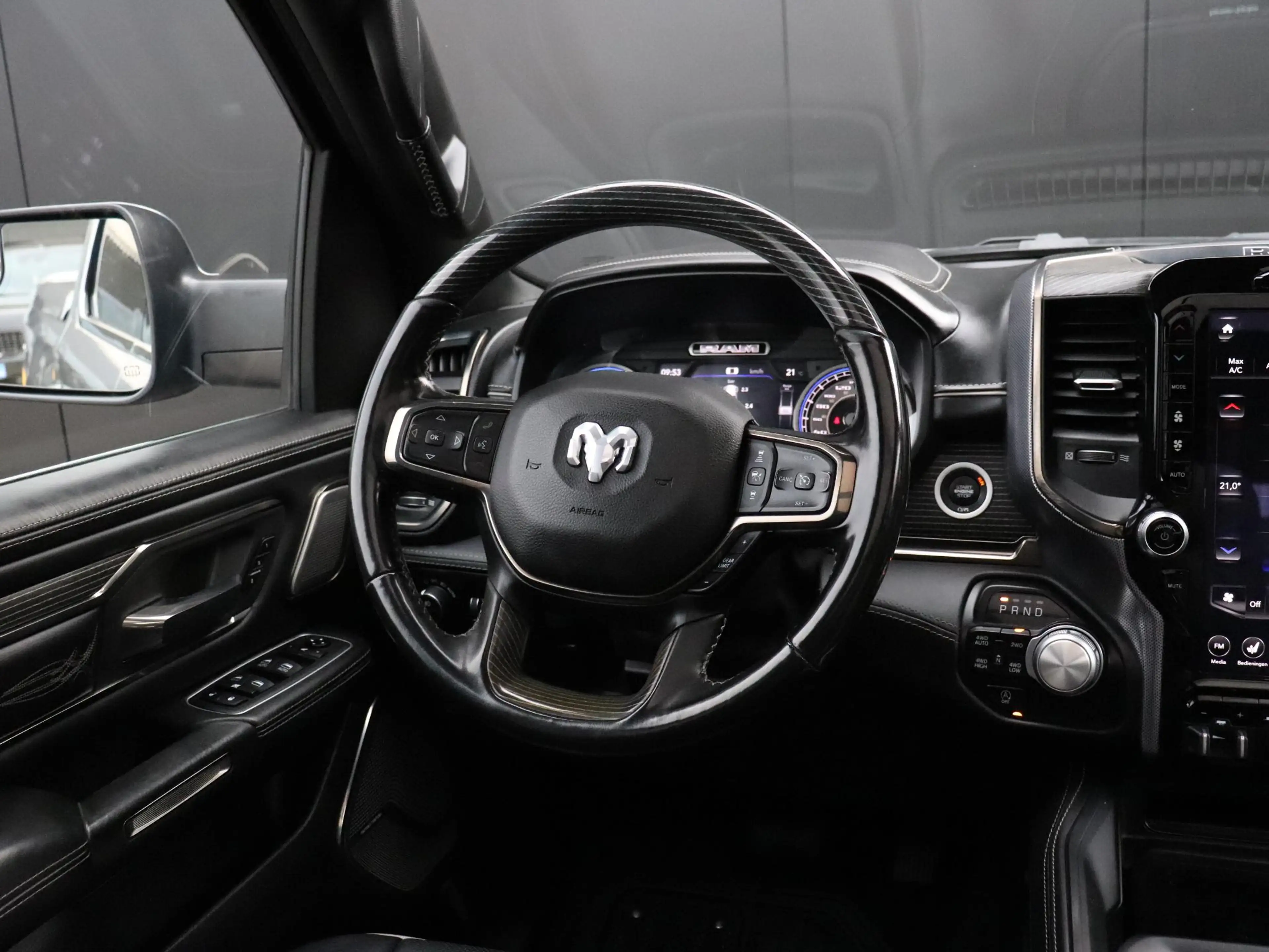 Dodge RAM 1500 5.7 V8 4x4 Crew Cab Limited | LEDER | MEMORY — photo 27
