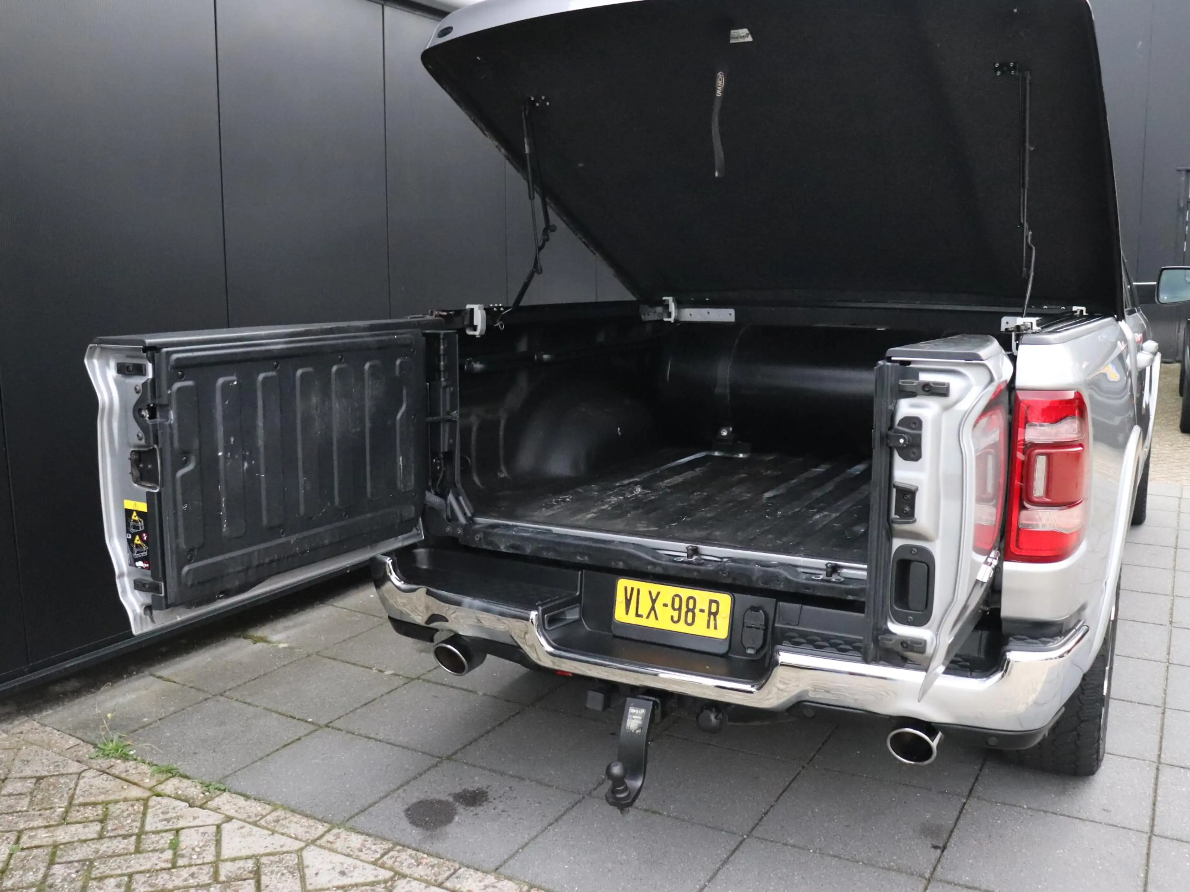 Dodge RAM 1500 5.7 V8 4x4 Crew Cab Limited | LEDER | MEMORY — photo 18