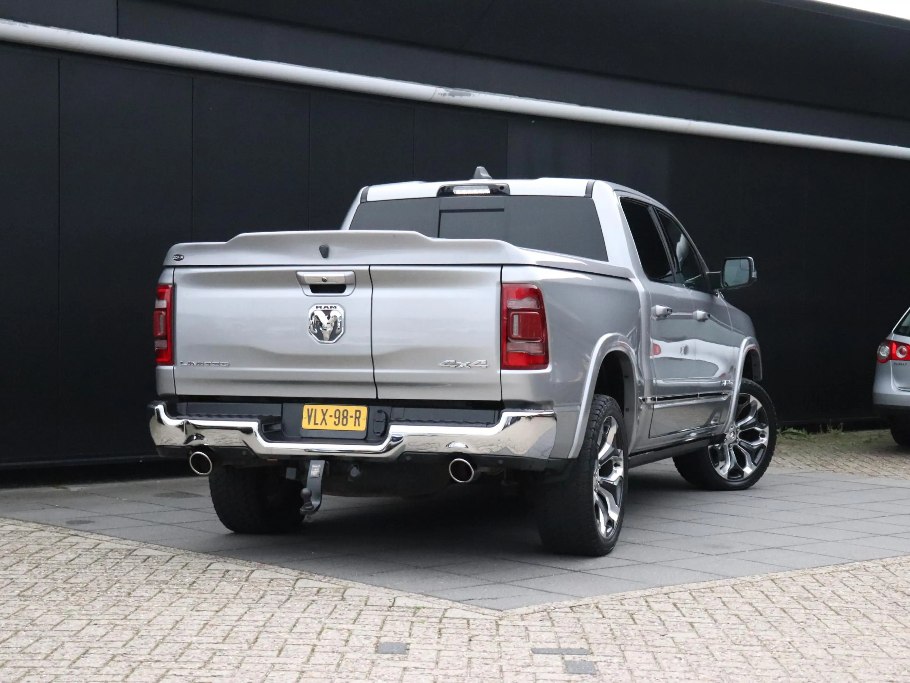 Dodge RAM 1500 5.7 V8 4x4 Crew Cab Limited | LEDER | MEMORY — photo 3