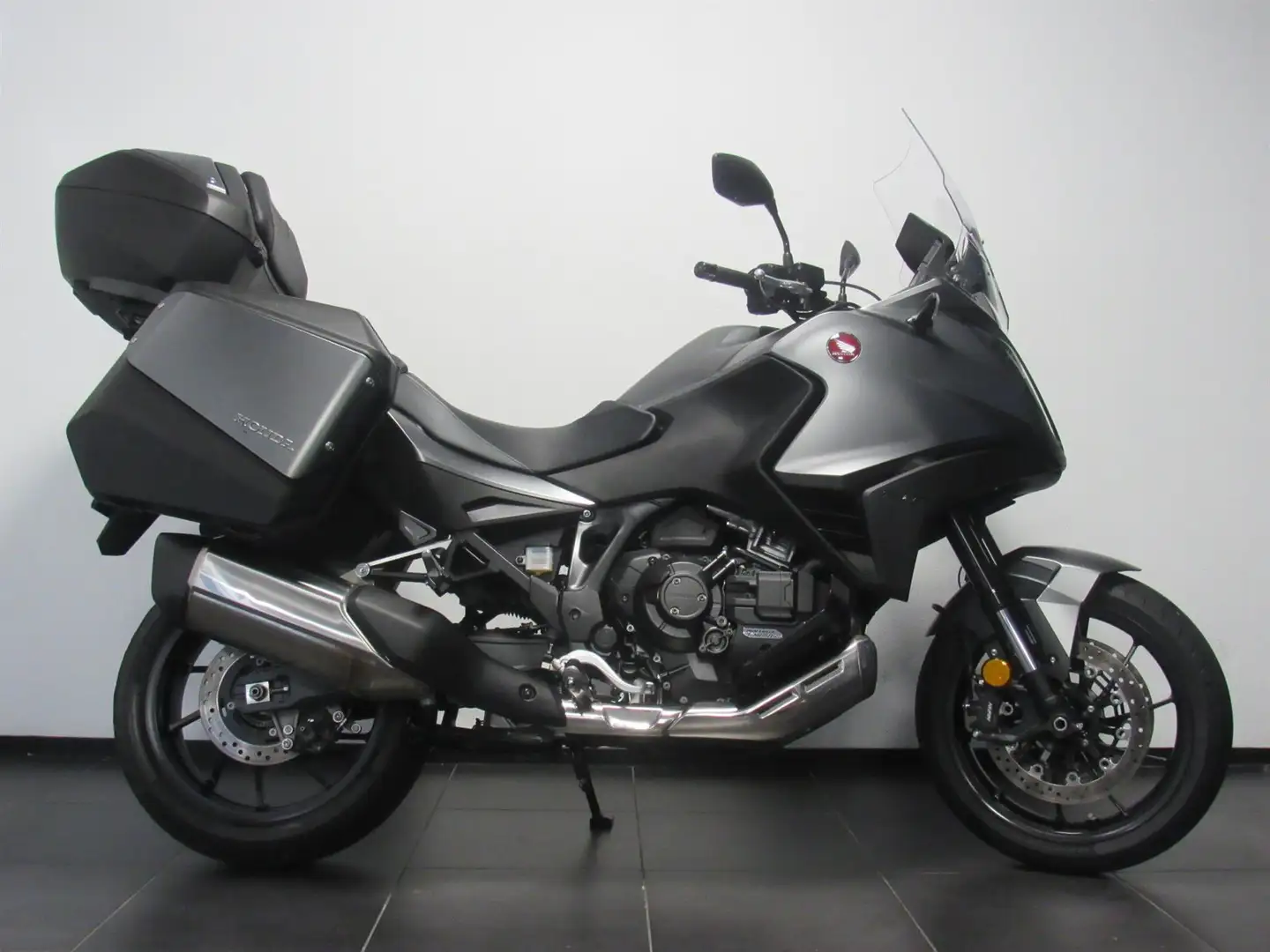 Honda NT 1100 DCT ABS Grijs - 1