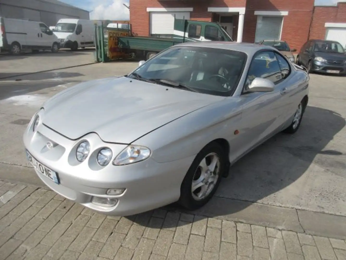 Hyundai Coupe - 1