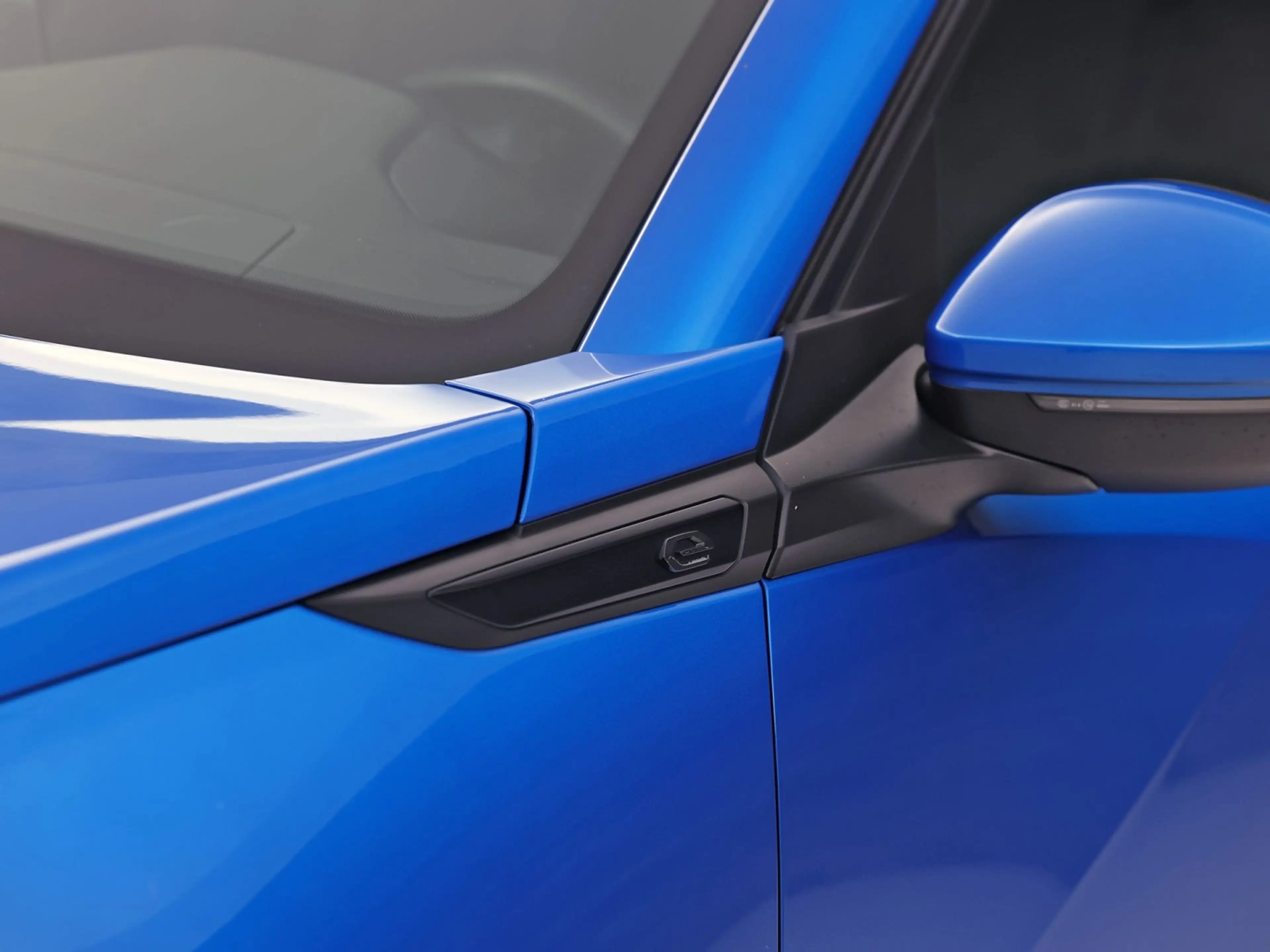 Peugeot e-2008 EV Blue Sport Allure 50 kWh Automaat (SOH 91,2%, A — photo 40