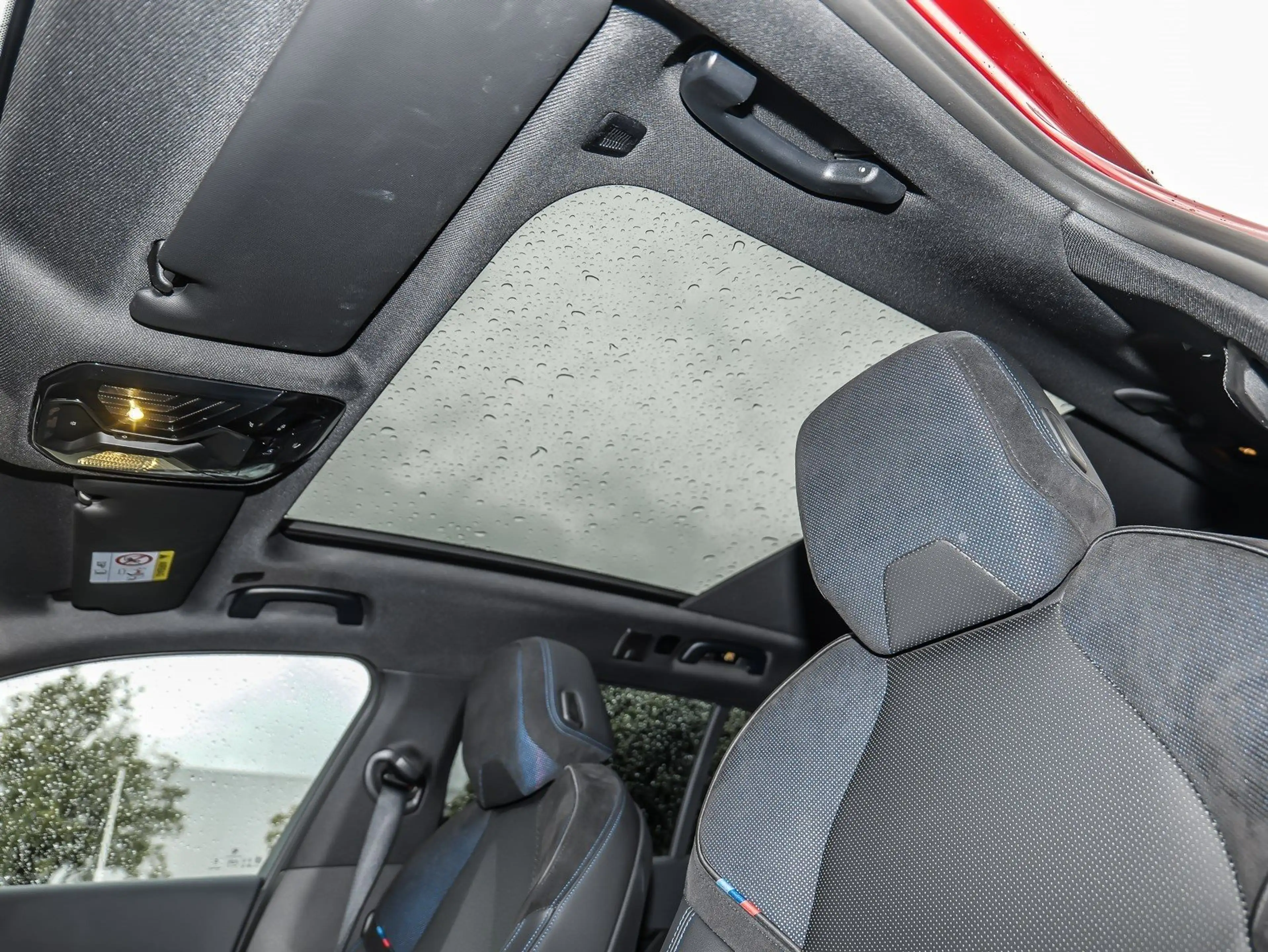 BMW 550 e xDrive Touring M Sport + AHK+Pano+Bowers&Wilkins — photo 12