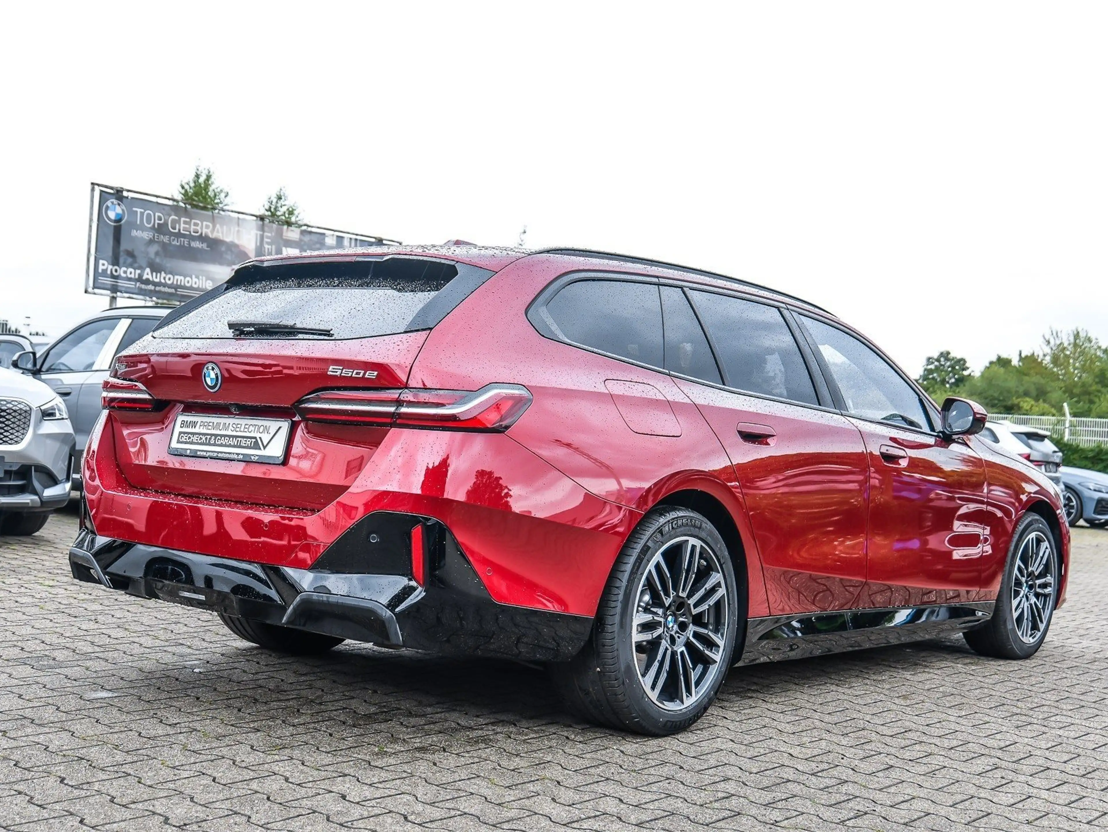 BMW 550 e xDrive Touring M Sport + AHK+Pano+Bowers&Wilkins — photo 2