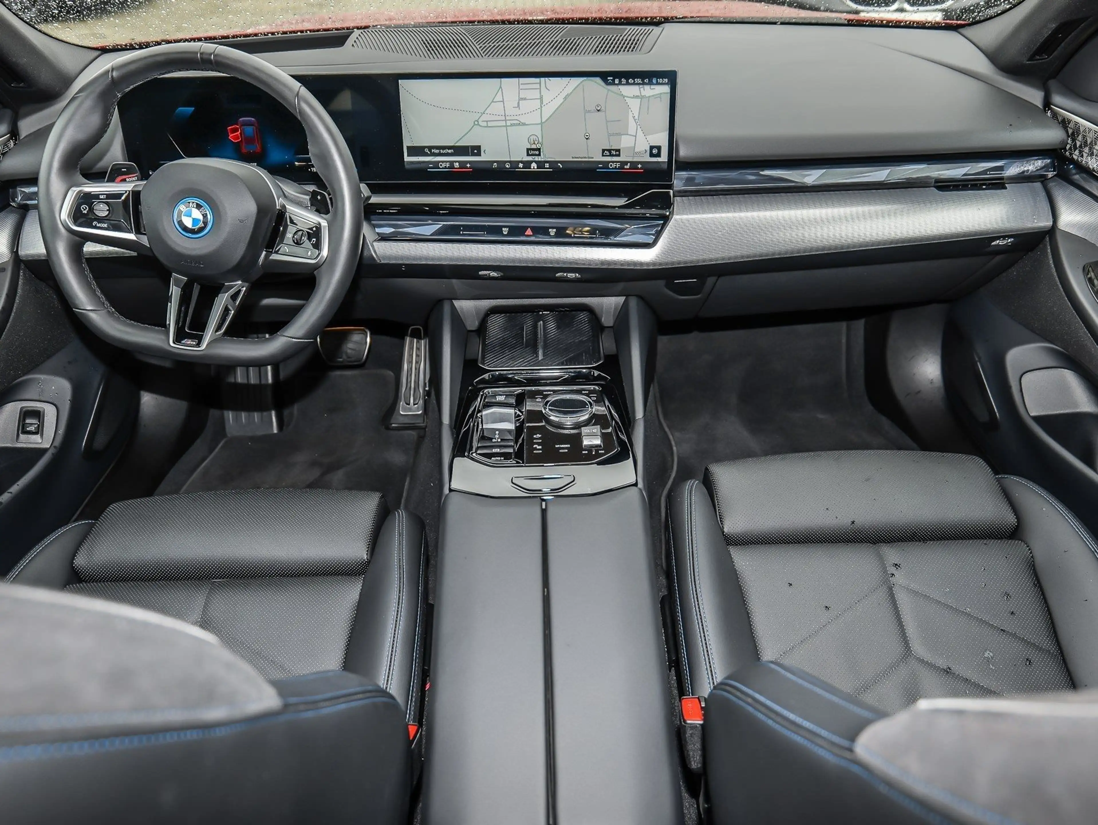 BMW 550 e xDrive Touring M Sport + AHK+Pano+Bowers&Wilkins — photo 3