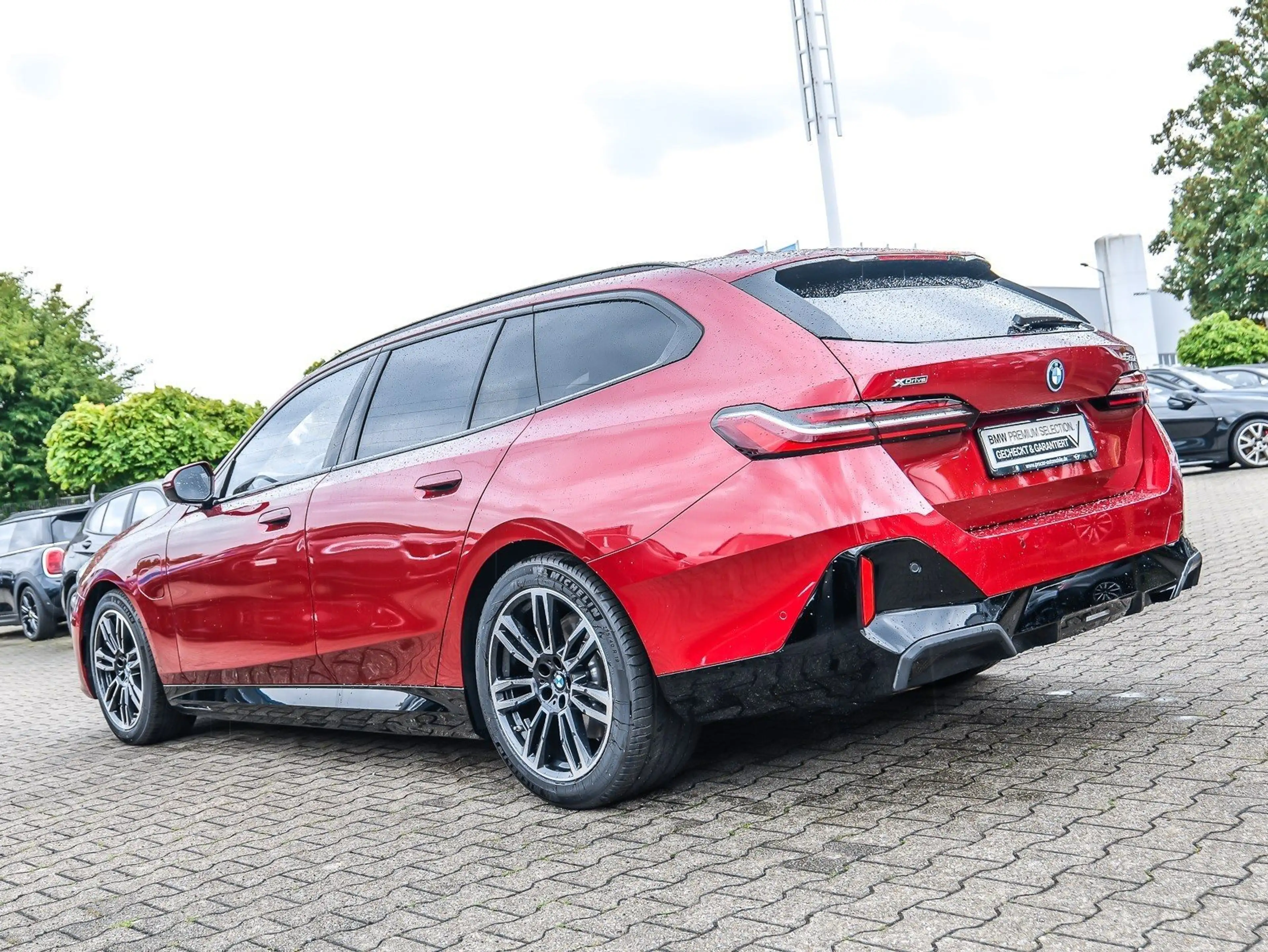 BMW 550 e xDrive Touring M Sport + AHK+Pano+Bowers&Wilkins — photo 7