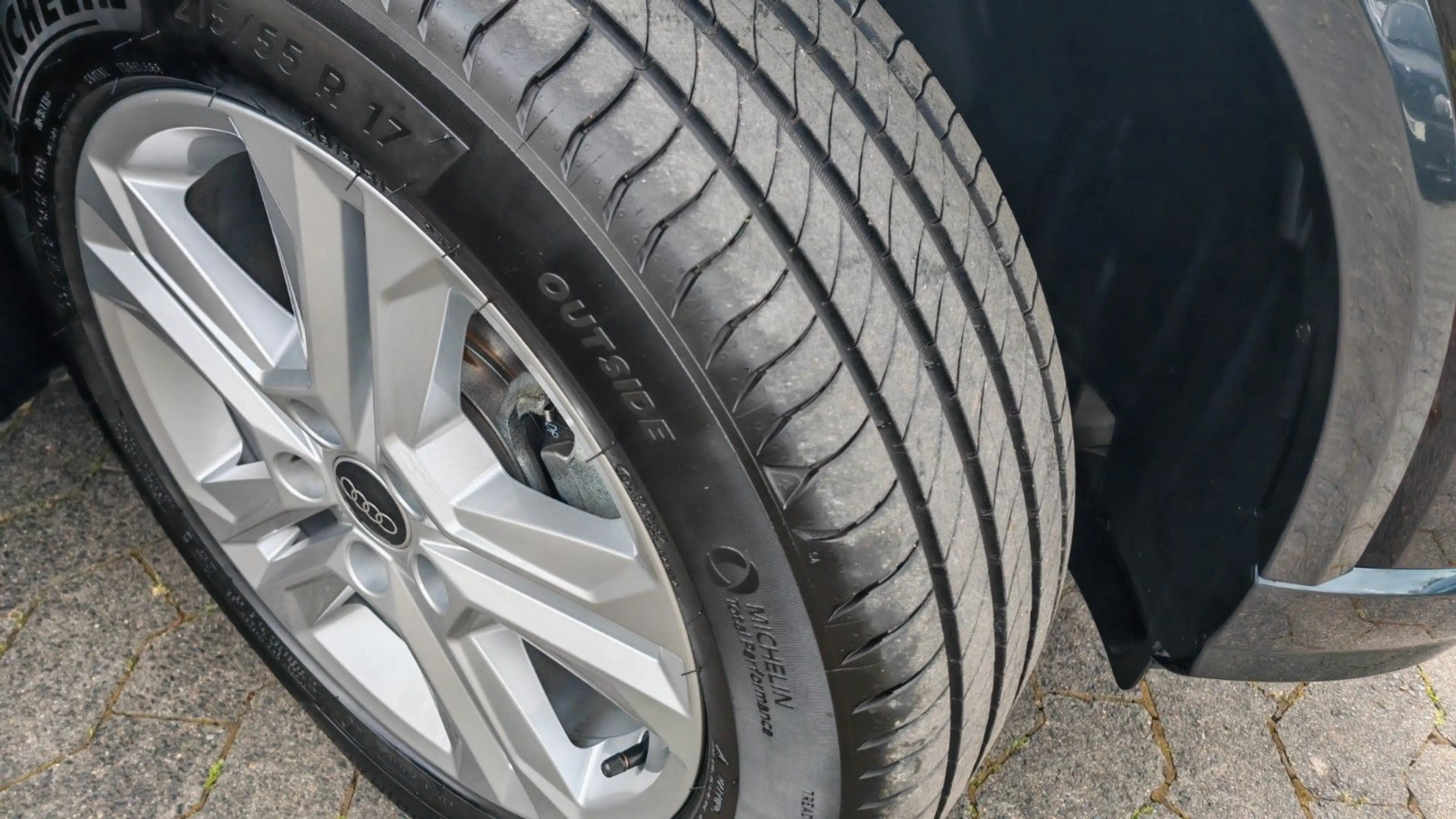 Audi Q2 35 TFSI advanced Deutsches Auto 5 J. Garantie — photo 5