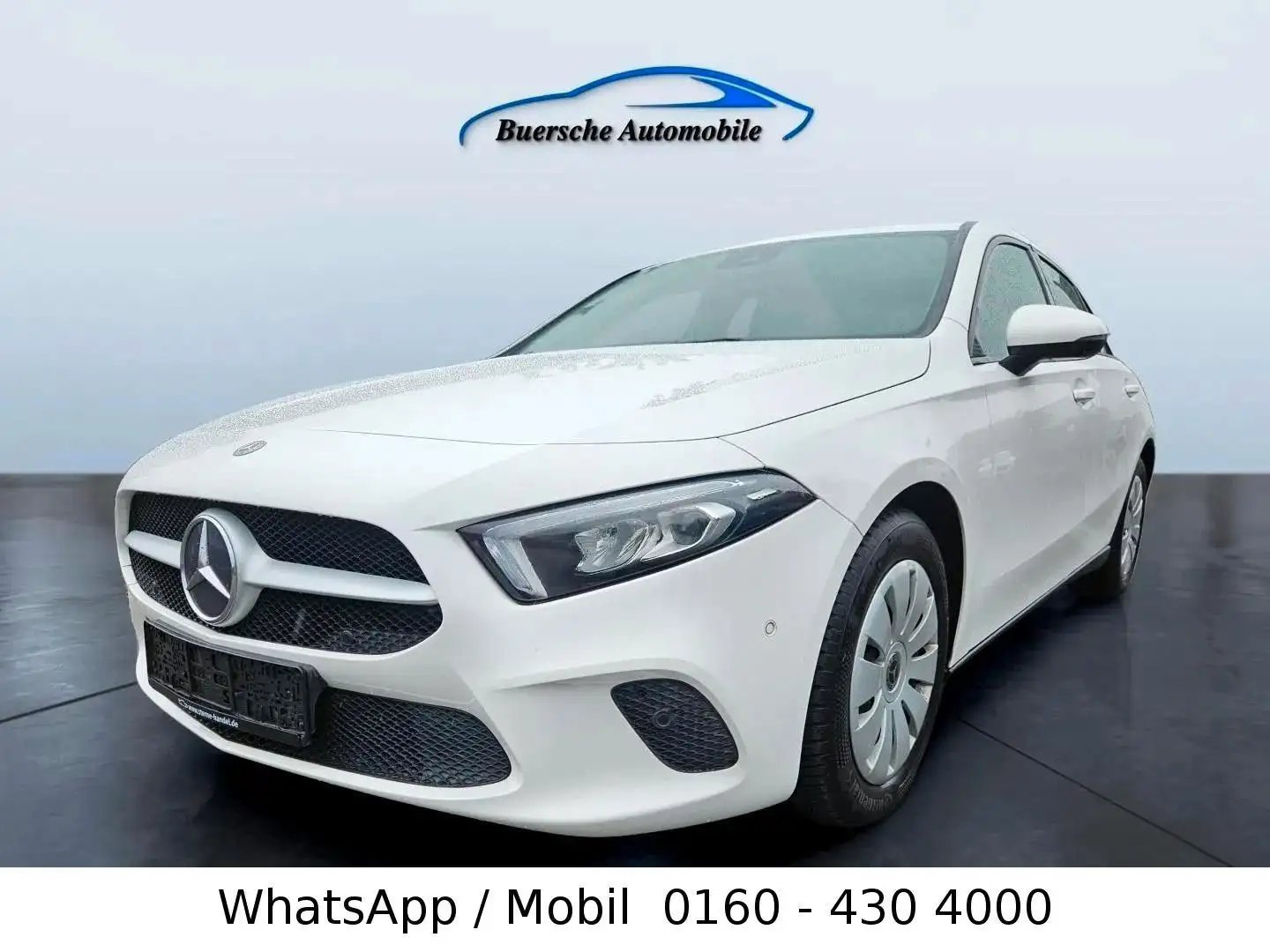 Mercedes-Benz A 180 A -Klasse A 180 d Automatik Navi W177 MBUX Blanc - 1