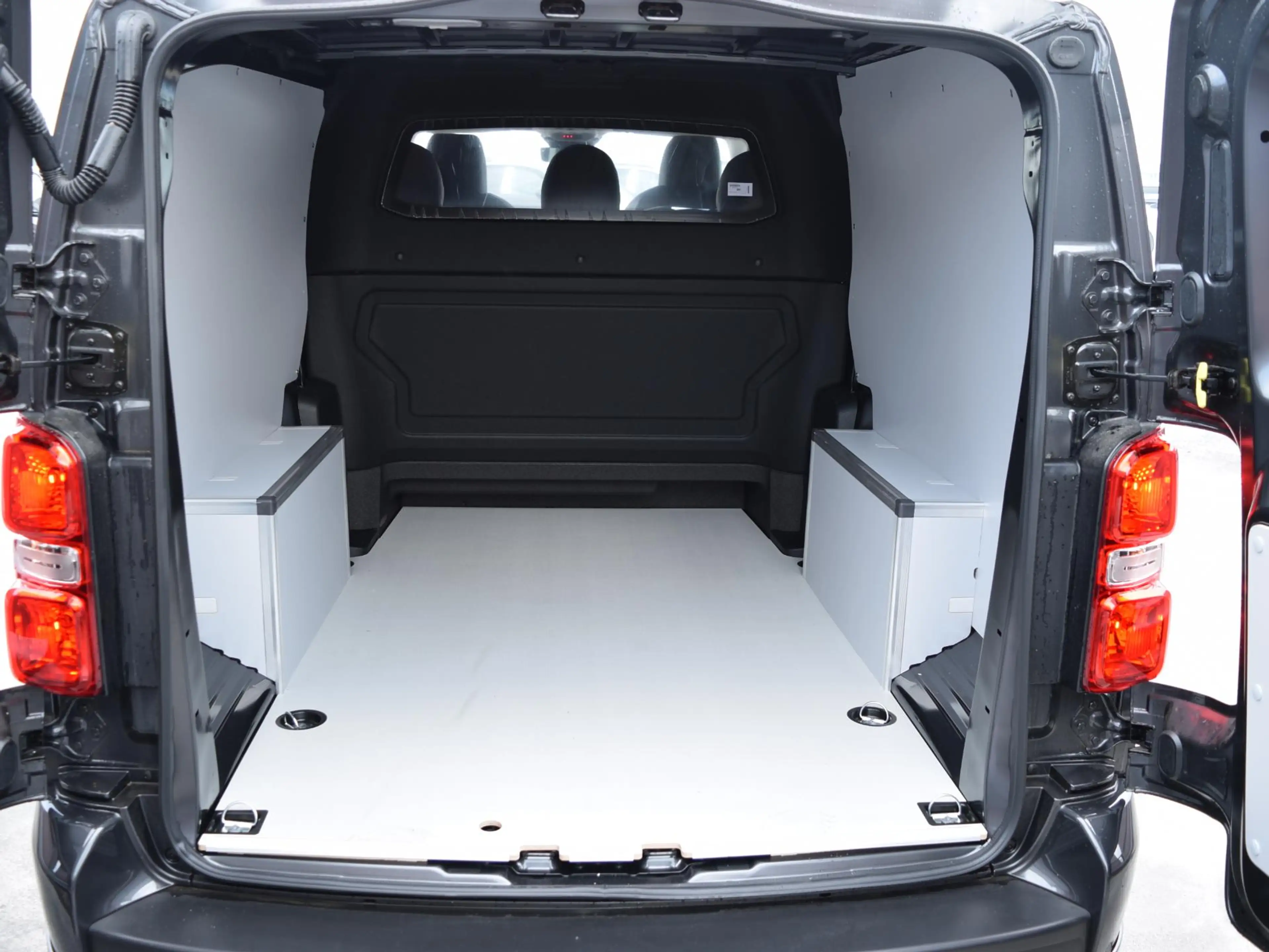 Peugeot e-Expert Dubbele Cabine 75kWh | STX Sport | Lederen bekledi — photo 8