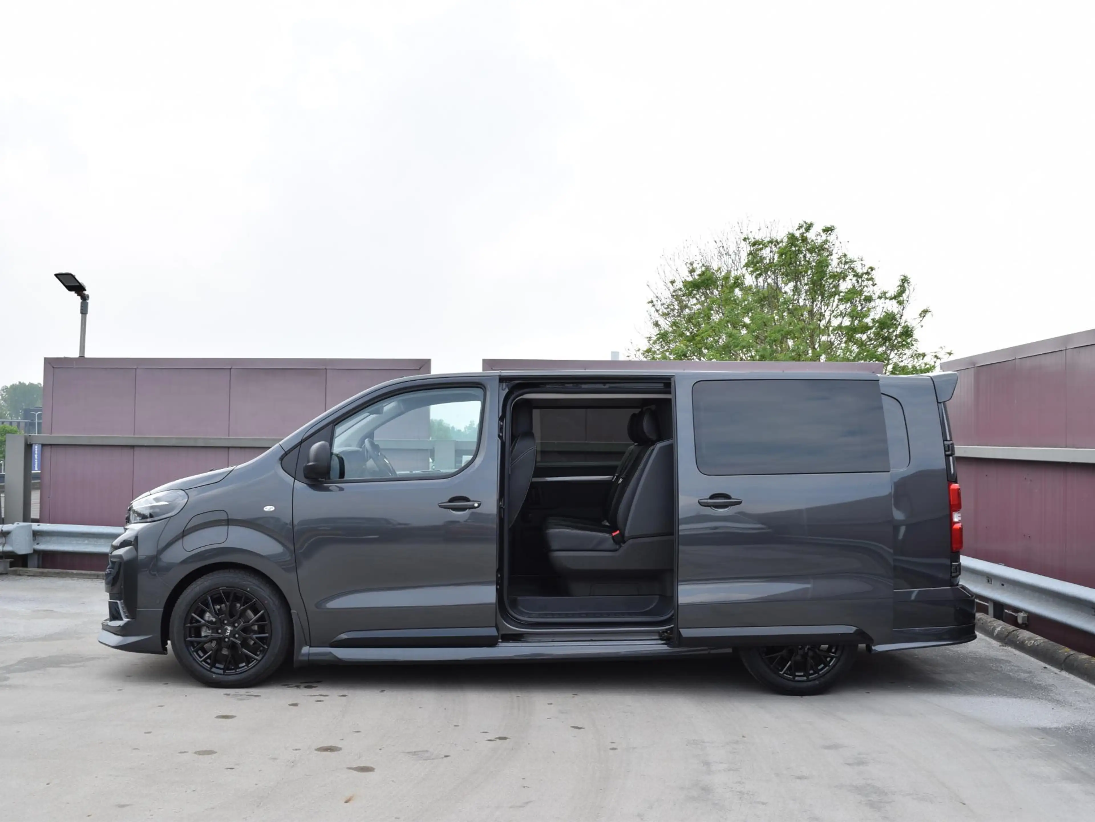 Peugeot e-Expert Dubbele Cabine 75kWh | STX Sport | Lederen bekledi — photo 3
