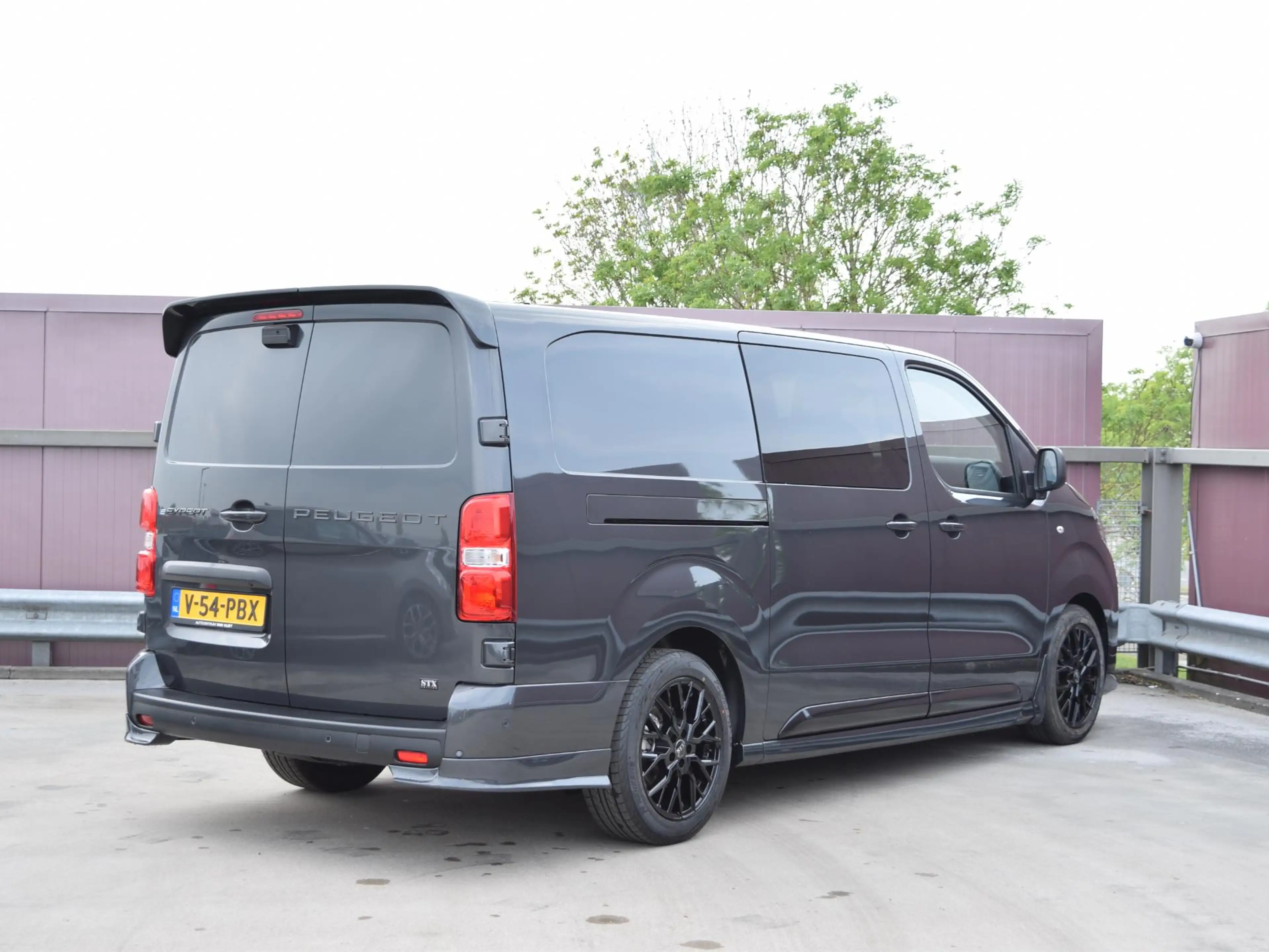 Peugeot e-Expert Dubbele Cabine 75kWh | STX Sport | Lederen bekledi — photo 4