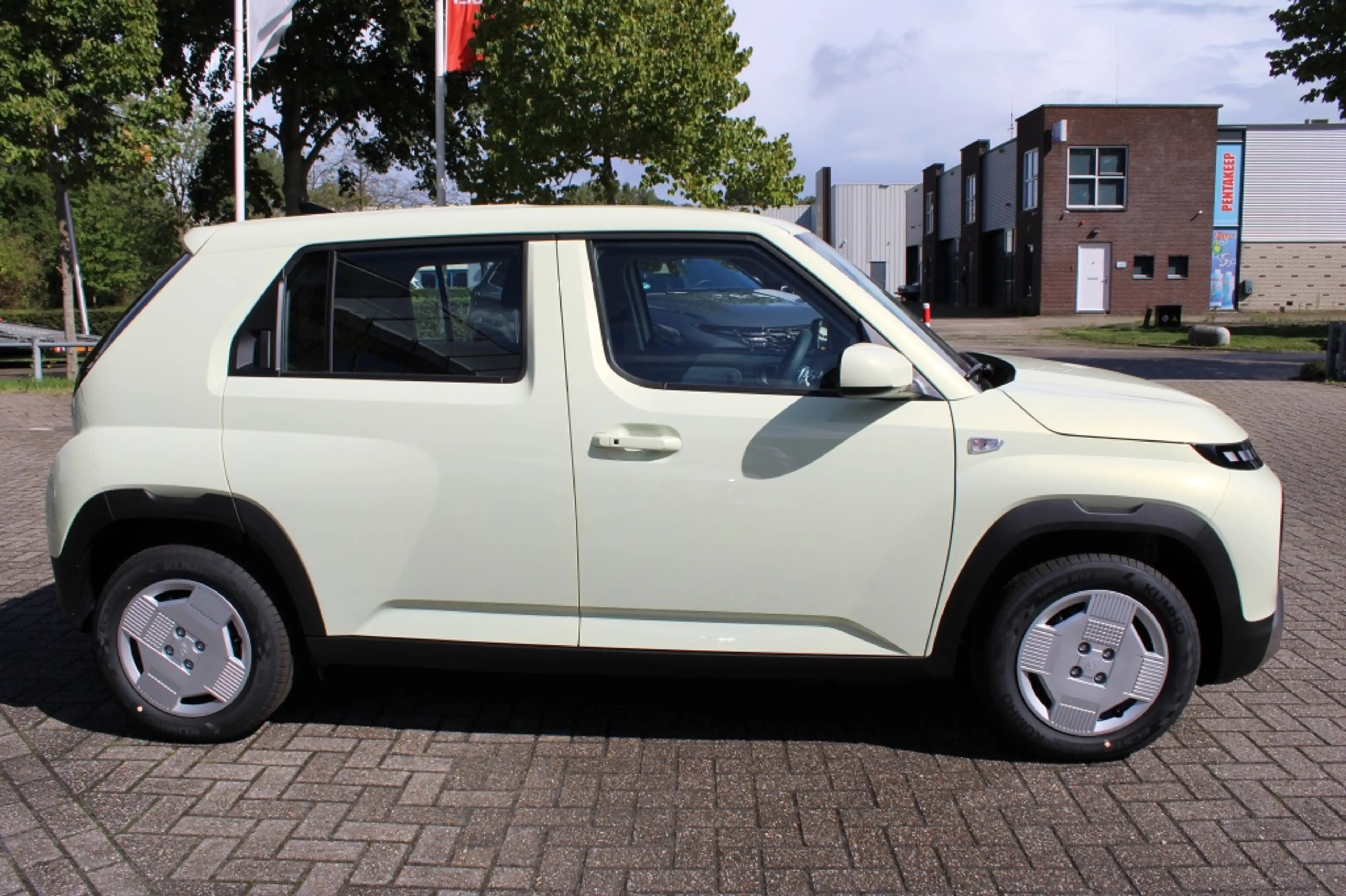 Hyundai Inster E-Motion 42 kWh — photo 8