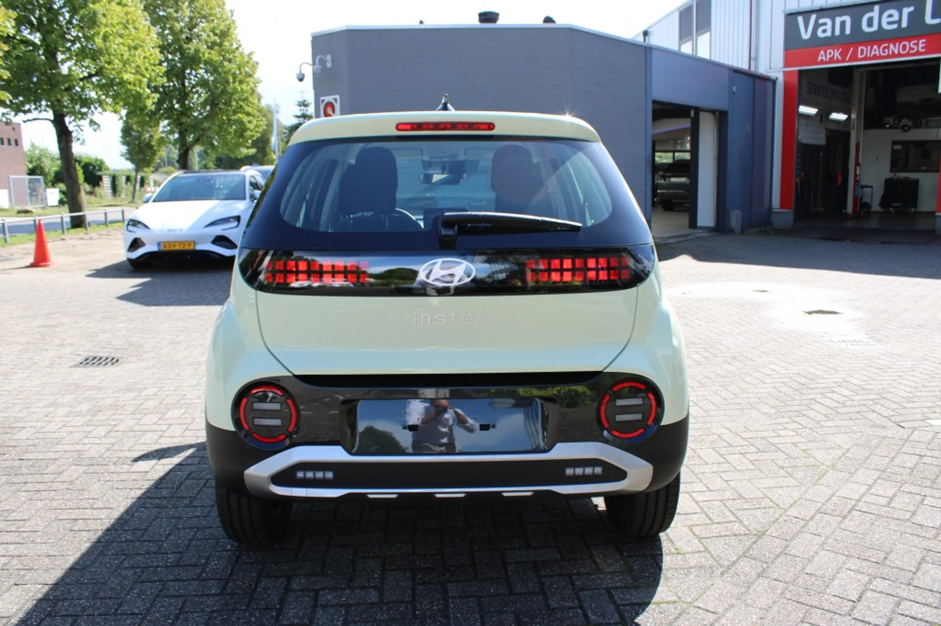 Hyundai Inster E-Motion 42 kWh — photo 4
