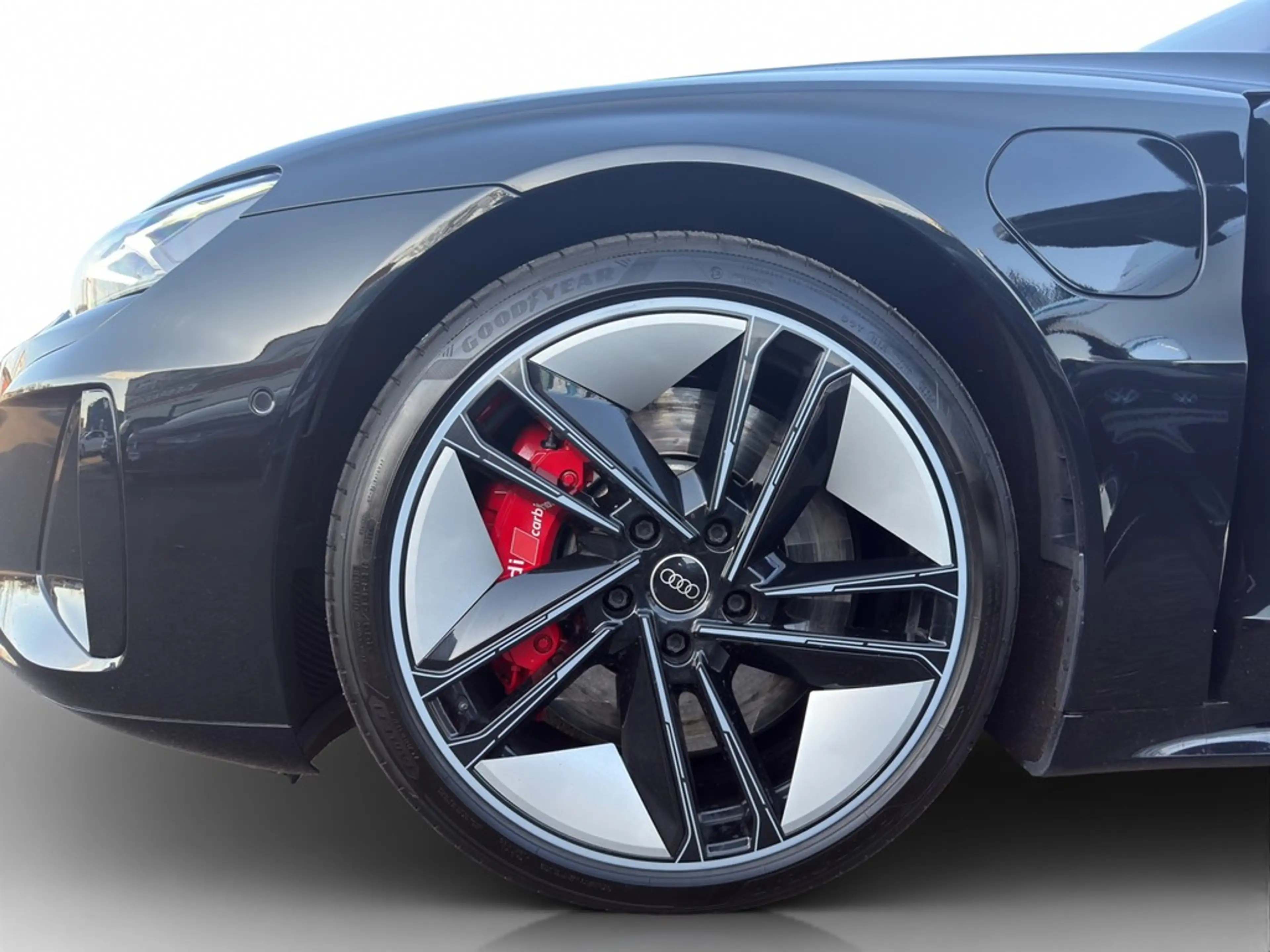 Audi e-tron GT RS quattro LASER*HEADUP*LUFTFED*WÄRMEPU*SHZ*ACC... — photo 18