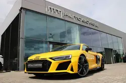 Audi R8 COUPE * PERFORMANCE * BLACK OPTIK/CARBON/20"