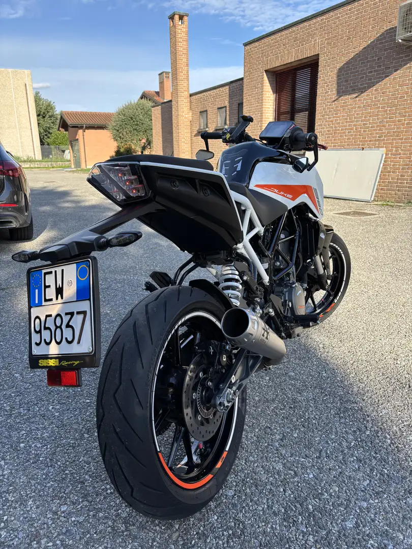 KTM 390 Duke - 2