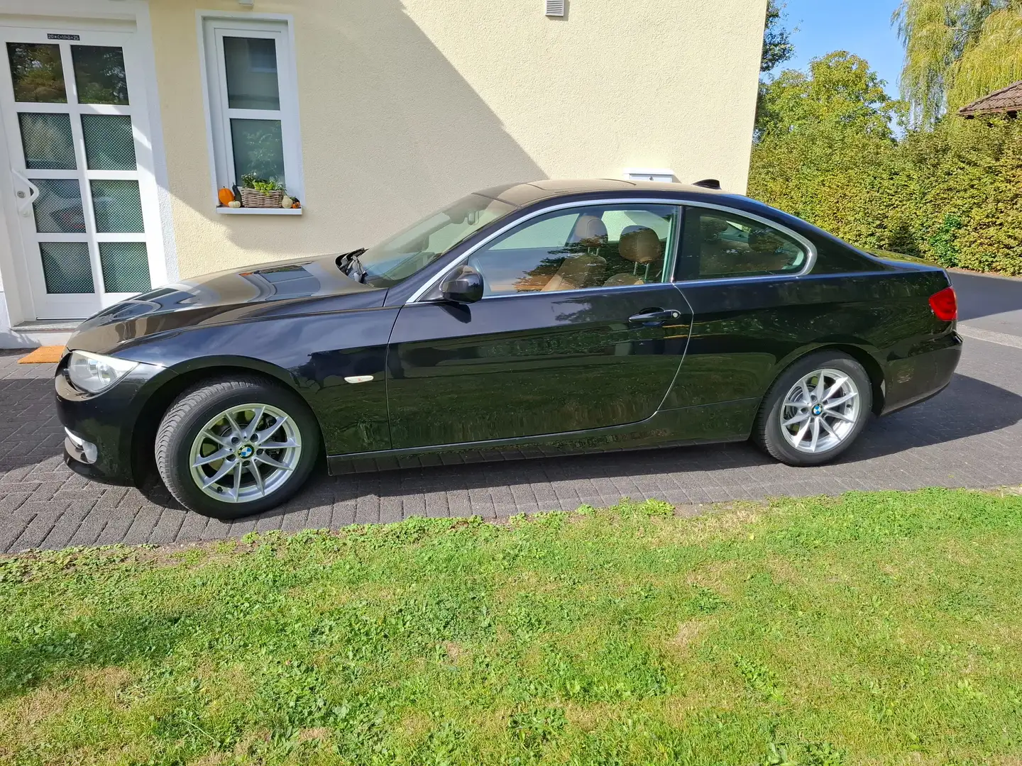 BMW 318 318i Coupe - 1