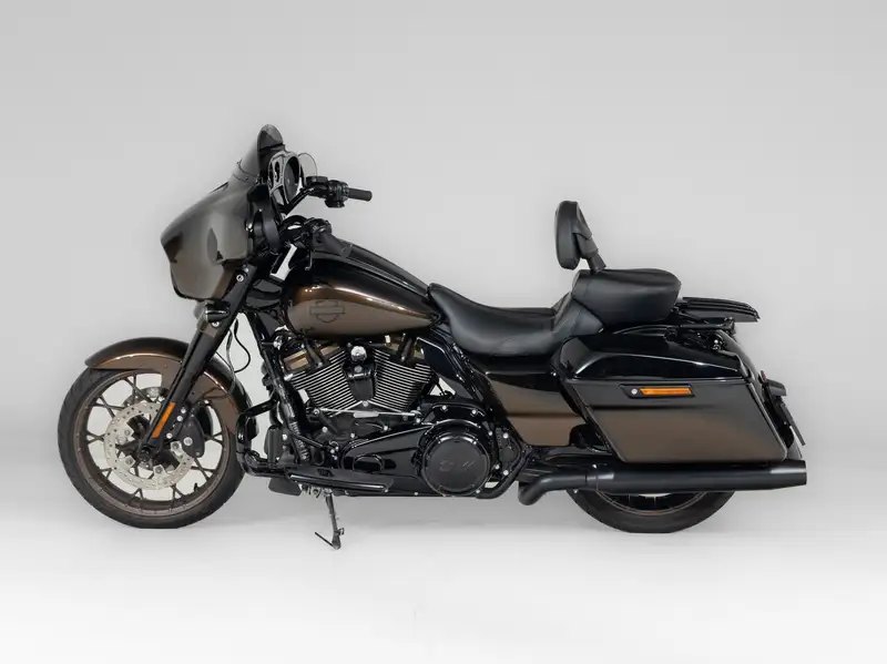 Harley-Davidson Street Glide - foto 5
