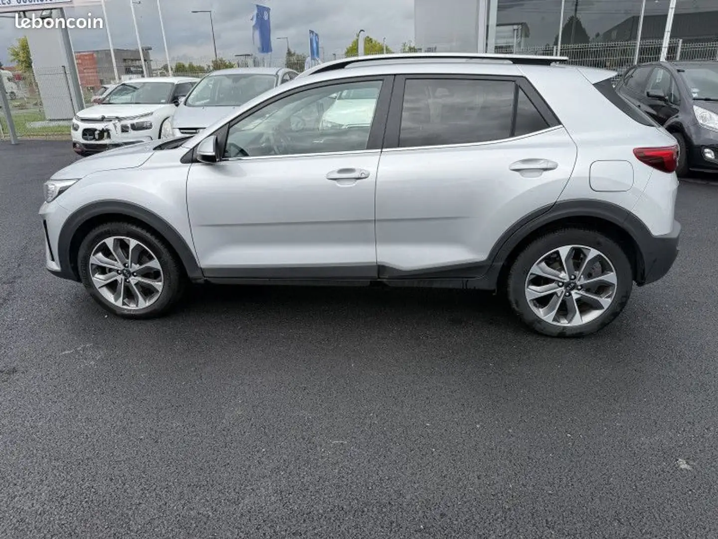 Kia Stonic 1.0 T-GDI 120CH MHEV GT LINE IBVM6 Grau - 2