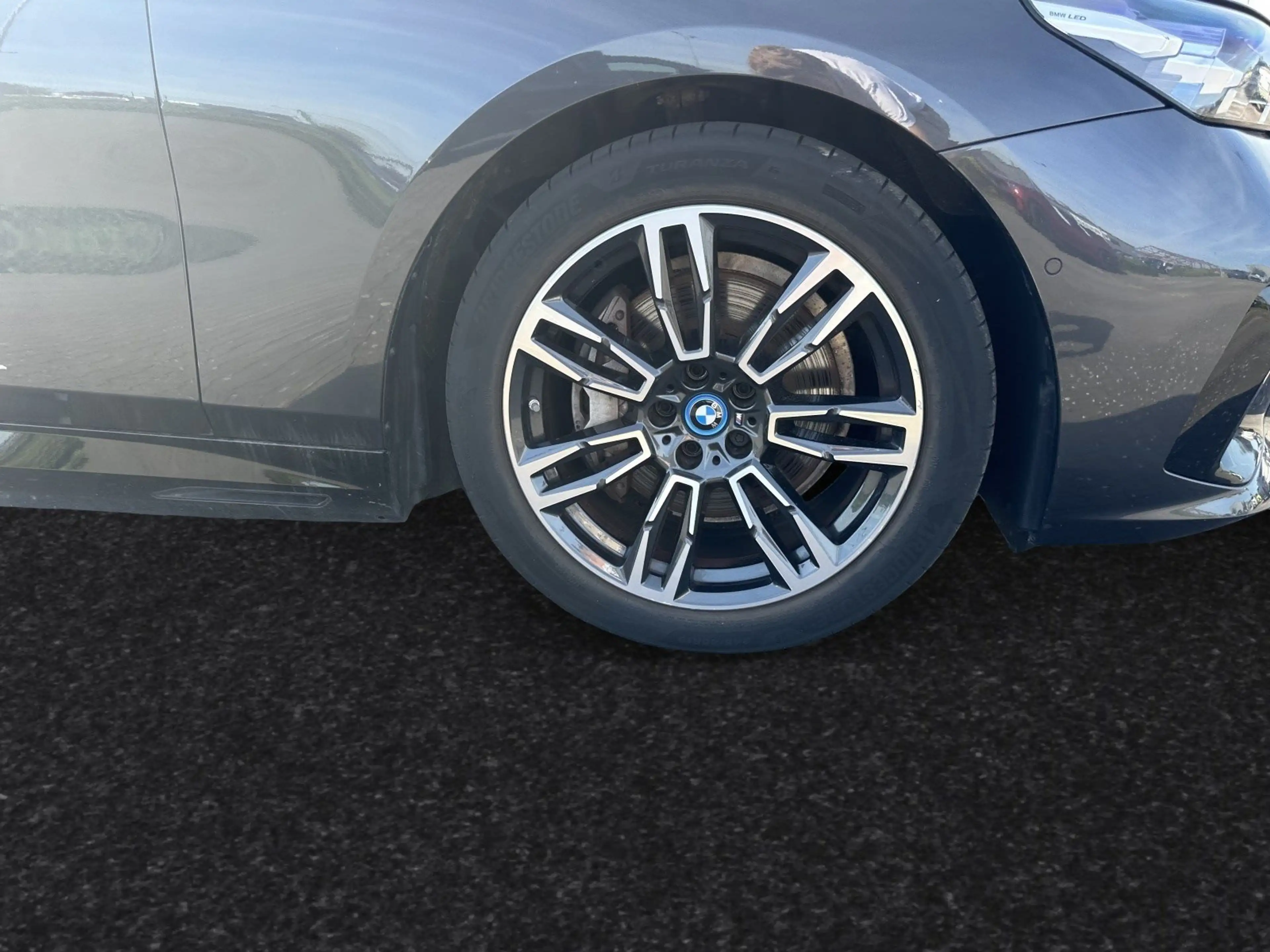 BMW i5 eDrive40 M Sportpaket|DrivingAssistant+ — photo 8