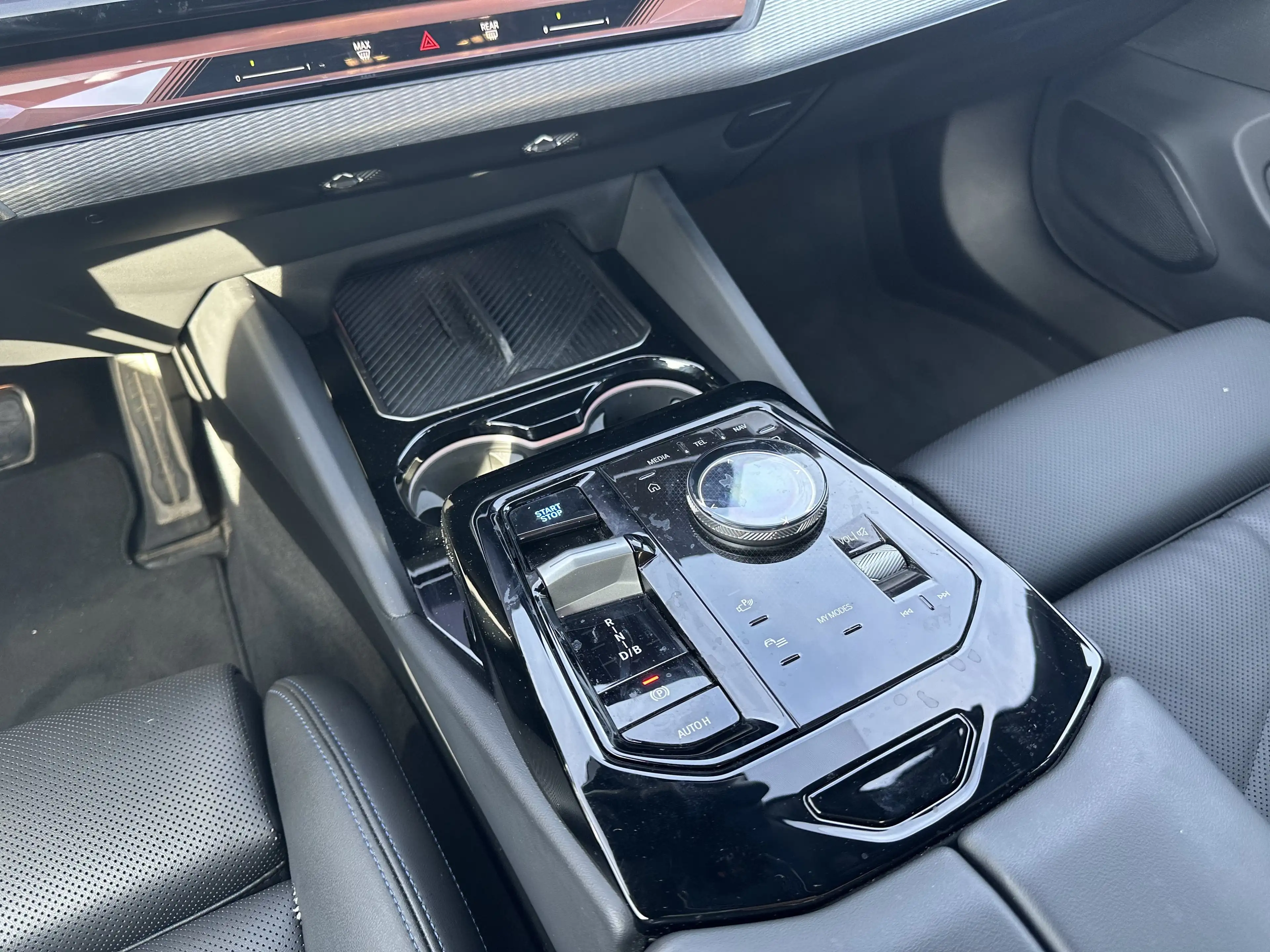 BMW i5 eDrive40 M Sportpaket|DrivingAssistant+ — photo 13