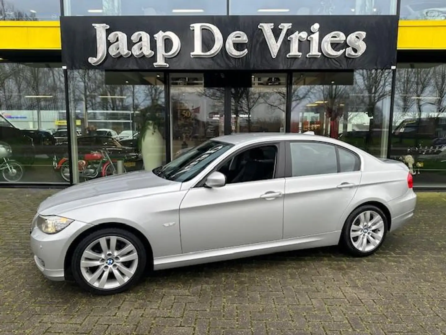 BMW 318 3-serie 318i Corporate Lease Luxury Line Gris - 2