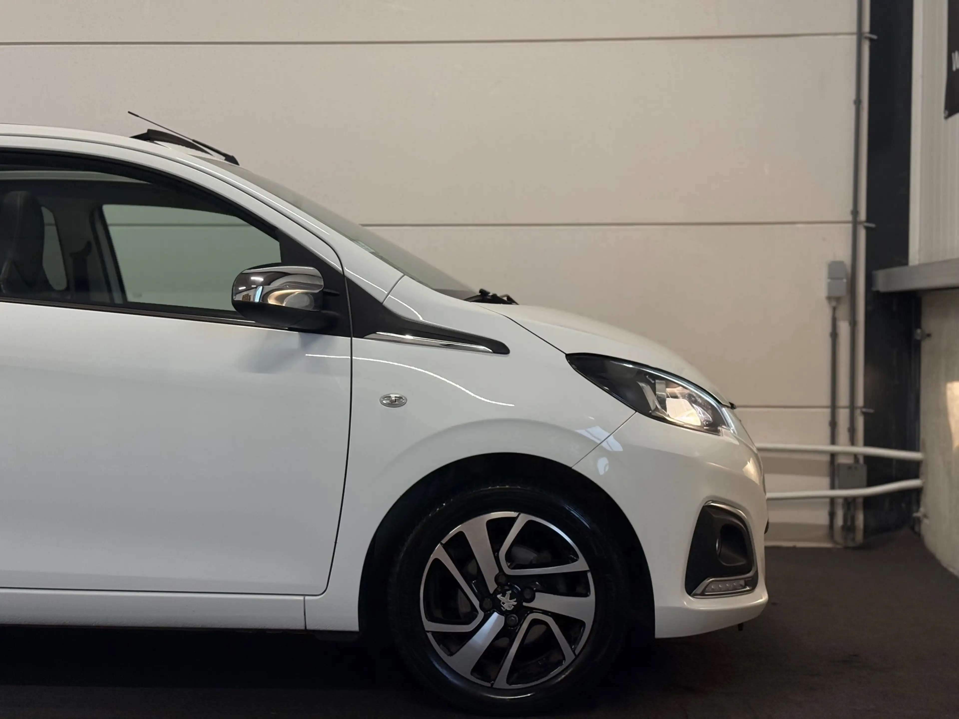 Peugeot 108 1.2 Puretech Allure TOP! Dressy, Pano, Cruise Cont — photo 10