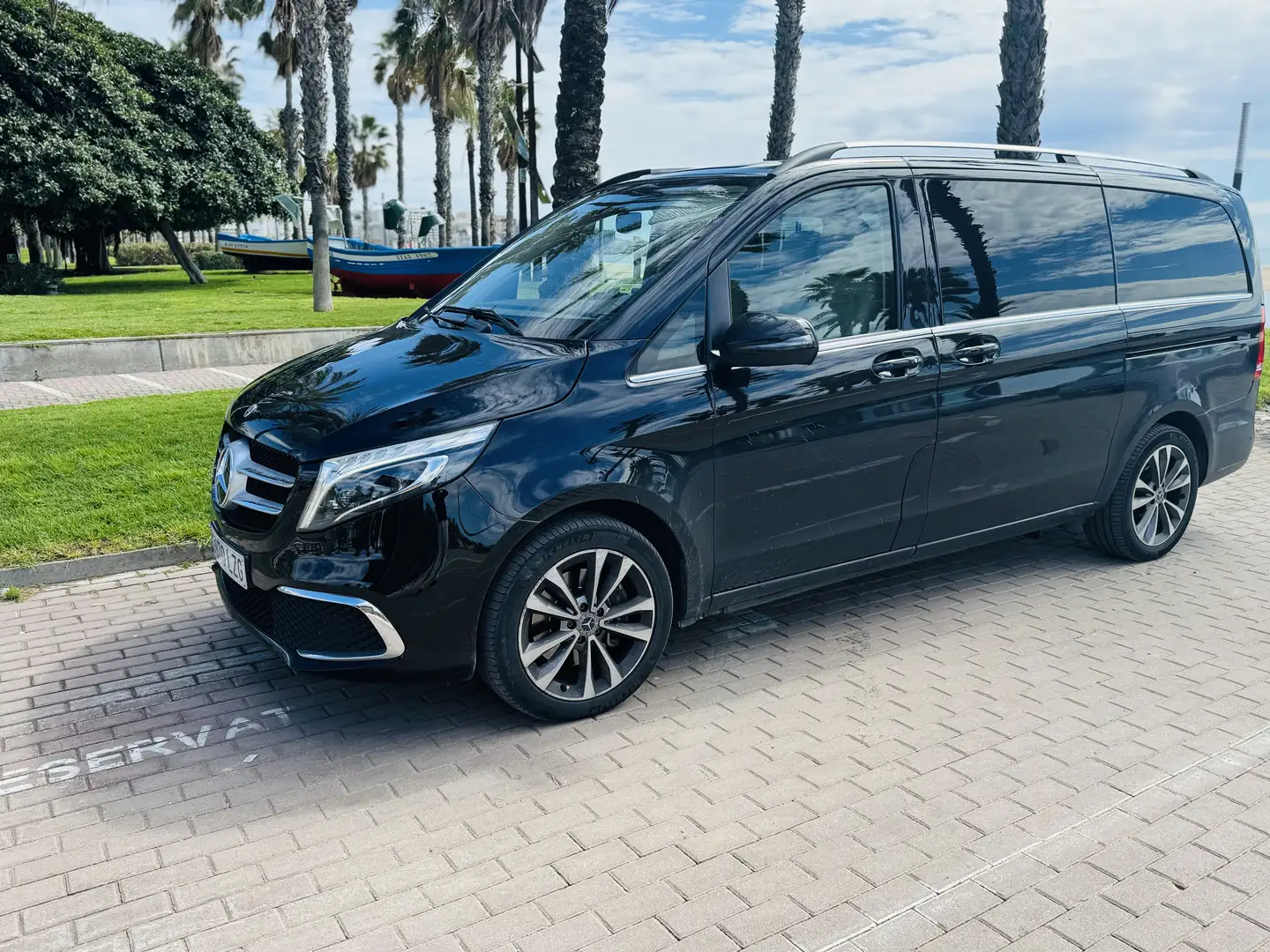 Mercedes-Benz V 220 220d Largo a avangarde 9GT - 1