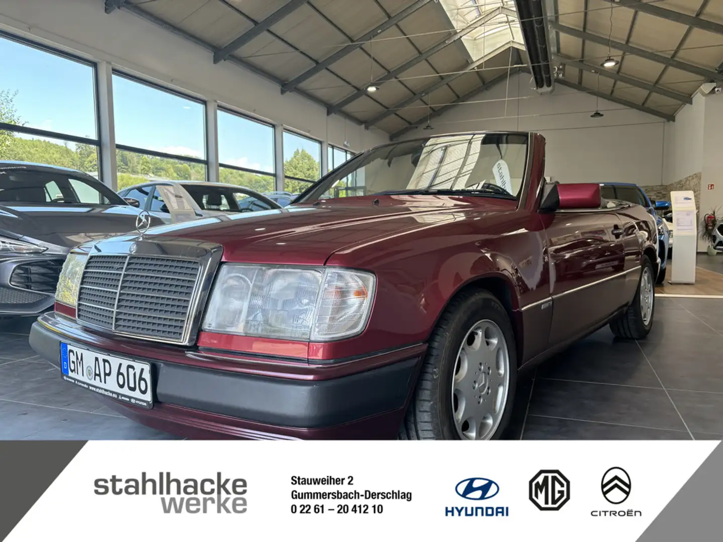 Mercedes-Benz 300 CE-24 Cabrio Sports Line *H-Kennzeichen* Rot - 1