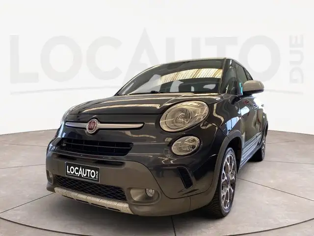 Fiat 500l main image