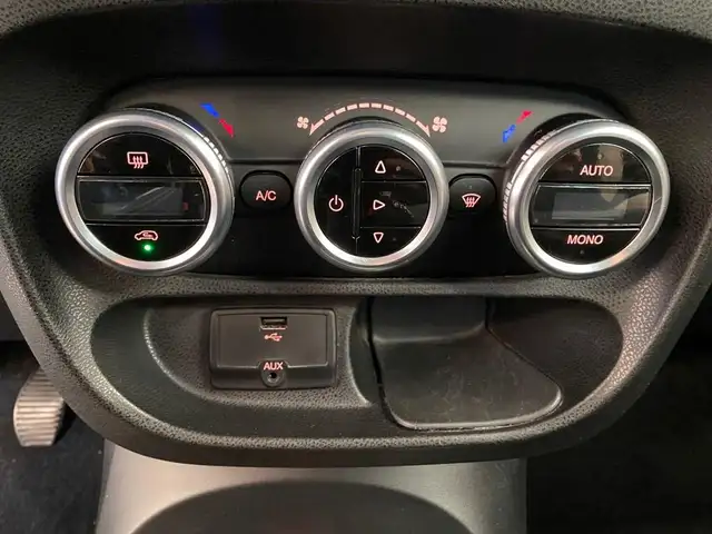 Fiat 500l view 10