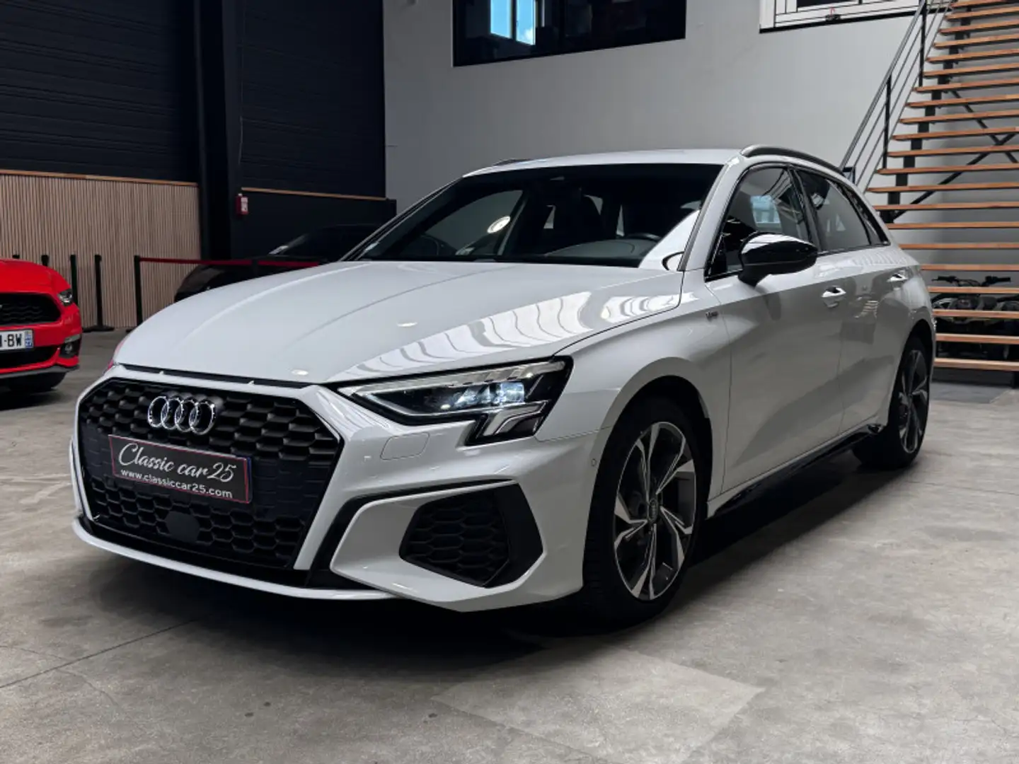 Audi A3 35 TFSI 150CH MILD HYBRID S LINE S TRONIC 7 Wit - 1
