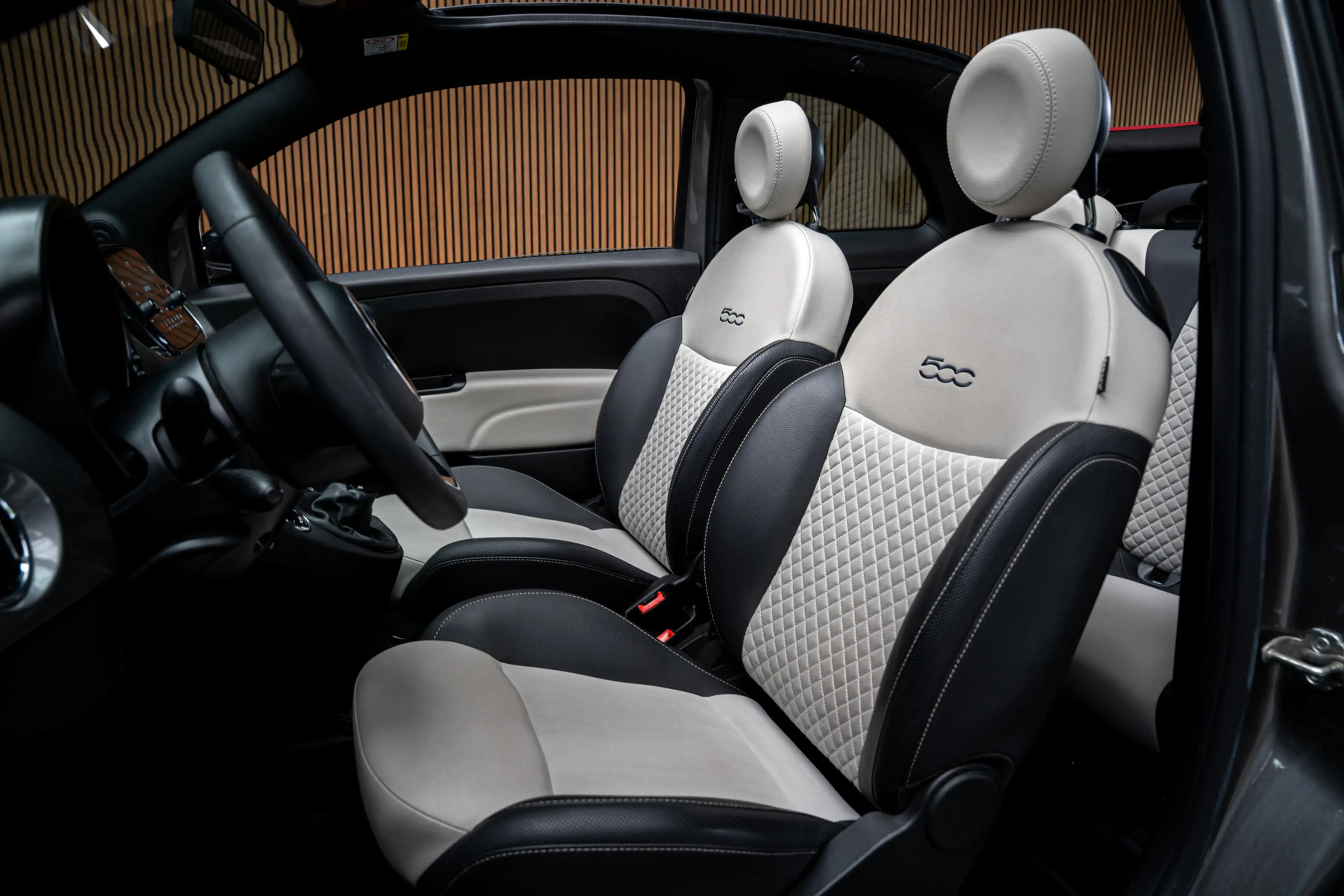 Fiat 500C 1.0 Hybrid Dolcevita Navi Leer Cruise PDC Carplay — photo 27