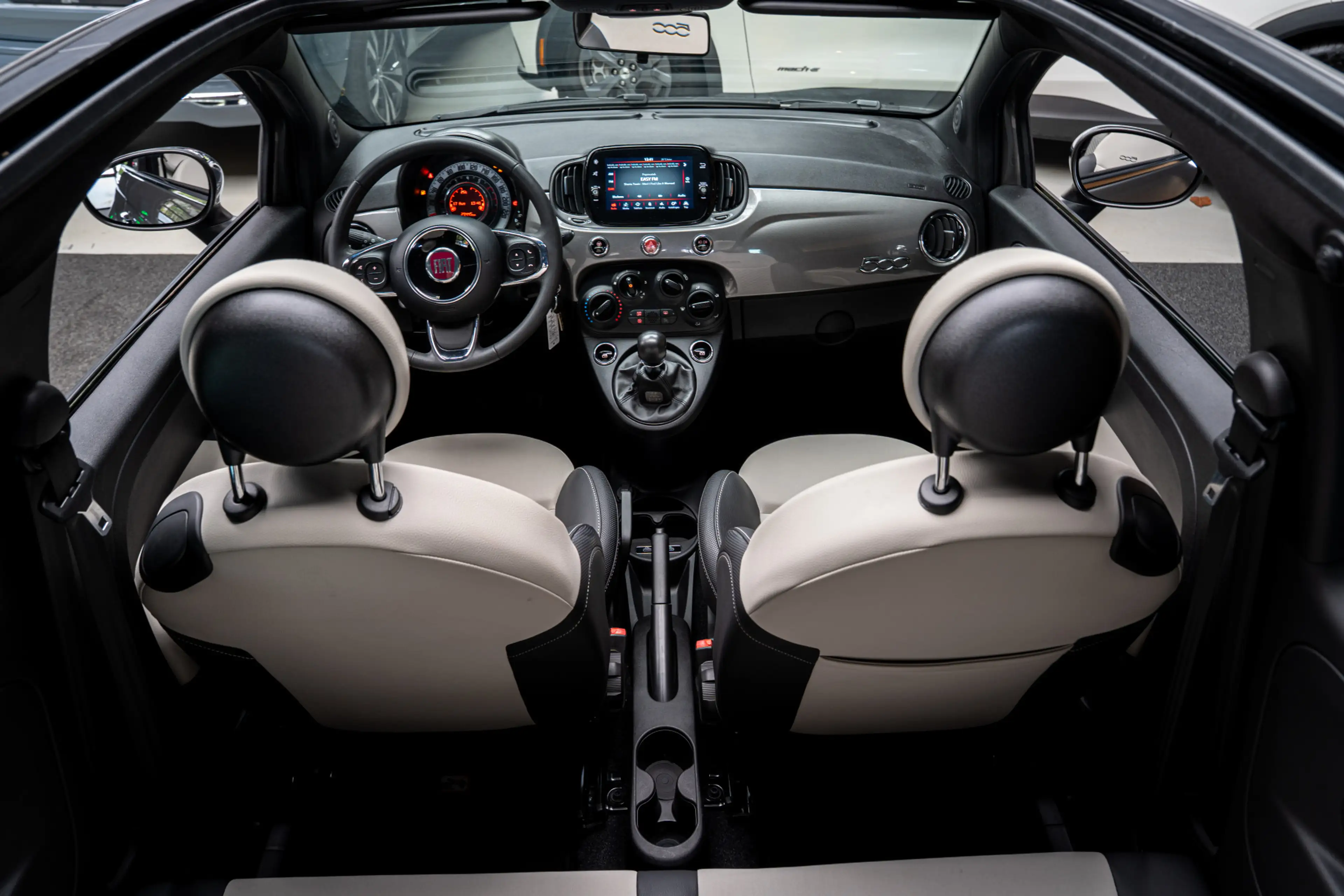 Fiat 500C 1.0 Hybrid Dolcevita Navi Leer Cruise PDC Carplay — photo 17