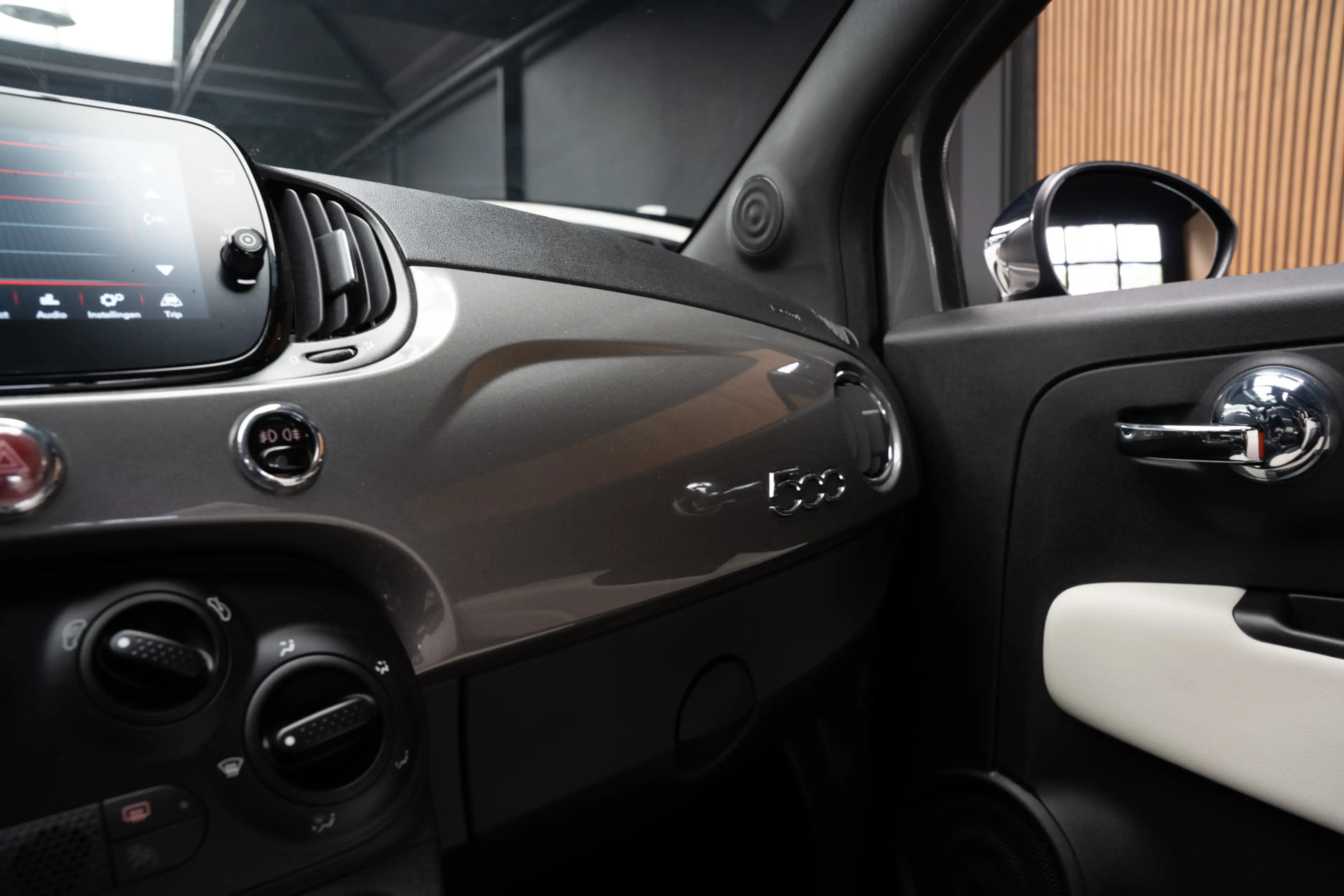 Fiat 500C 1.0 Hybrid Dolcevita Navi Leer Cruise PDC Carplay — photo 29