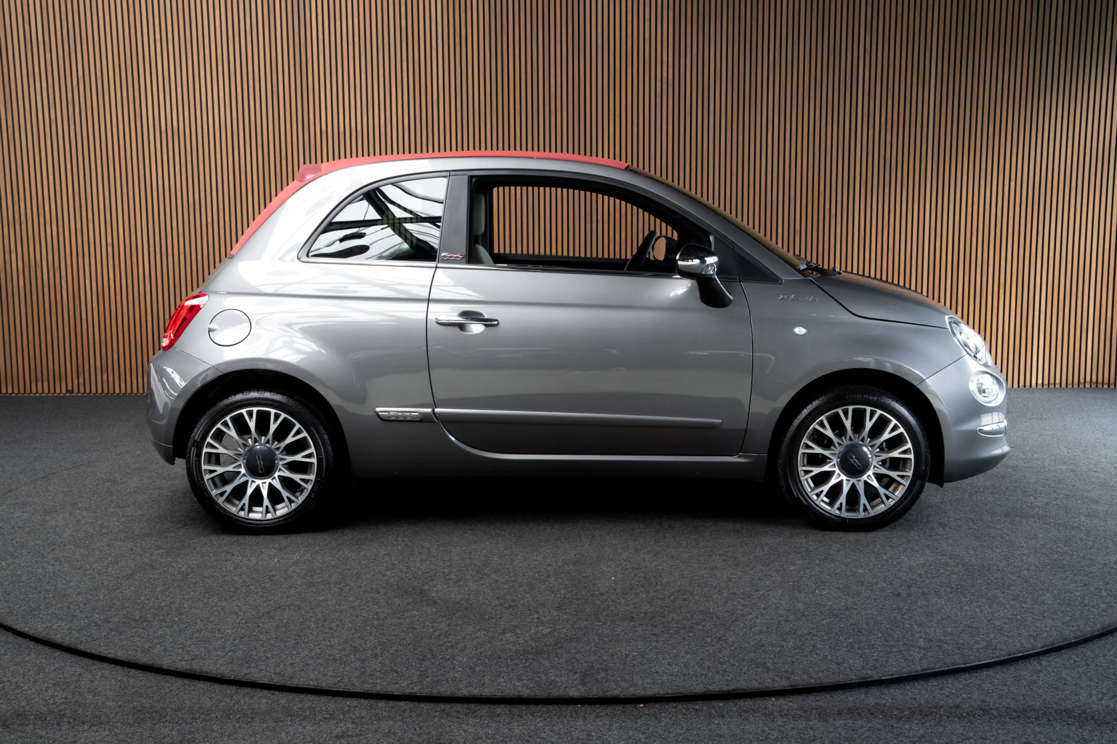Fiat 500C 1.0 Hybrid Dolcevita Navi Leer Cruise PDC Carplay — photo 6