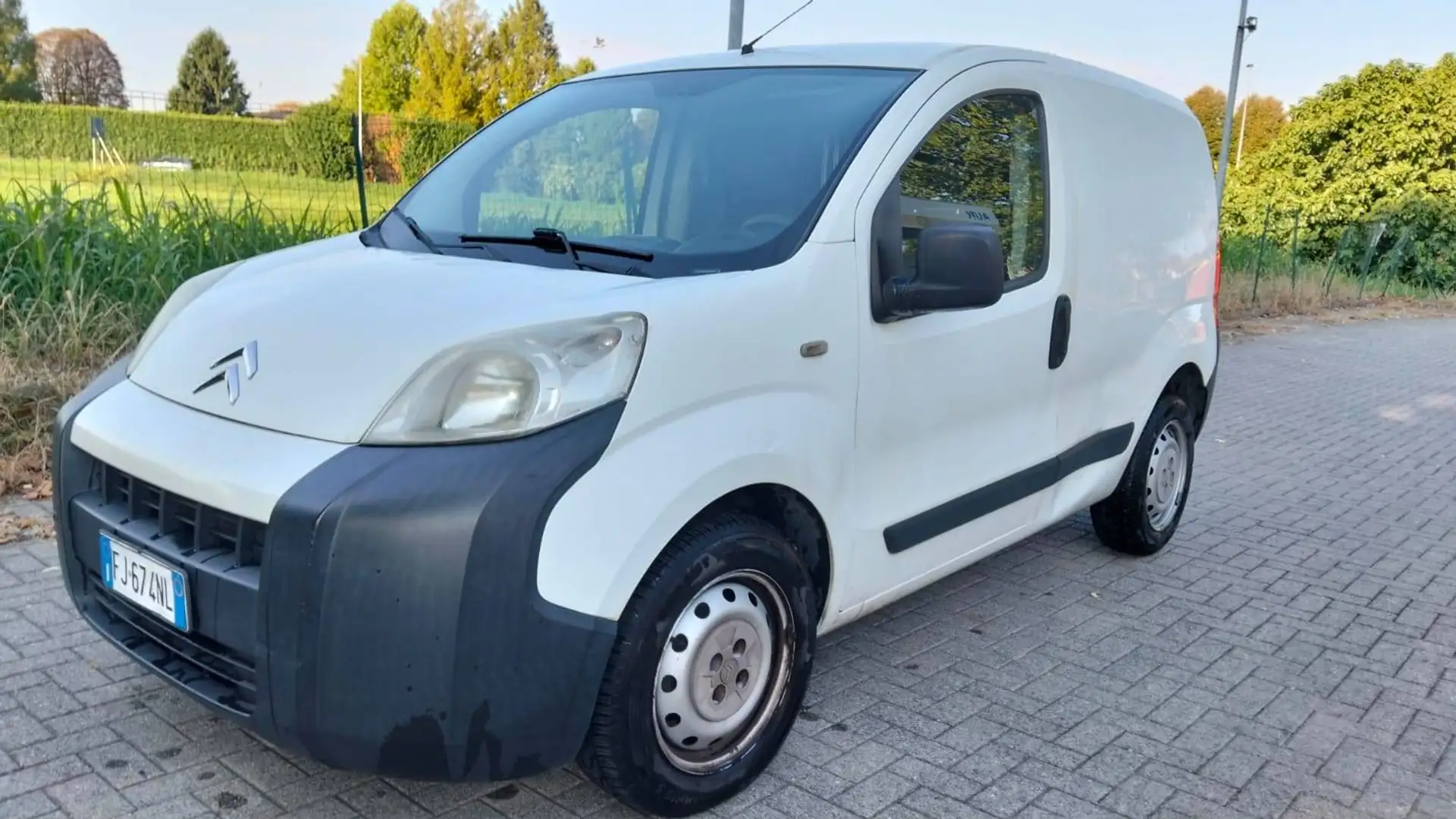 Citroen Nemo 1.3 HDi 80CV Furgone Weiß - 1