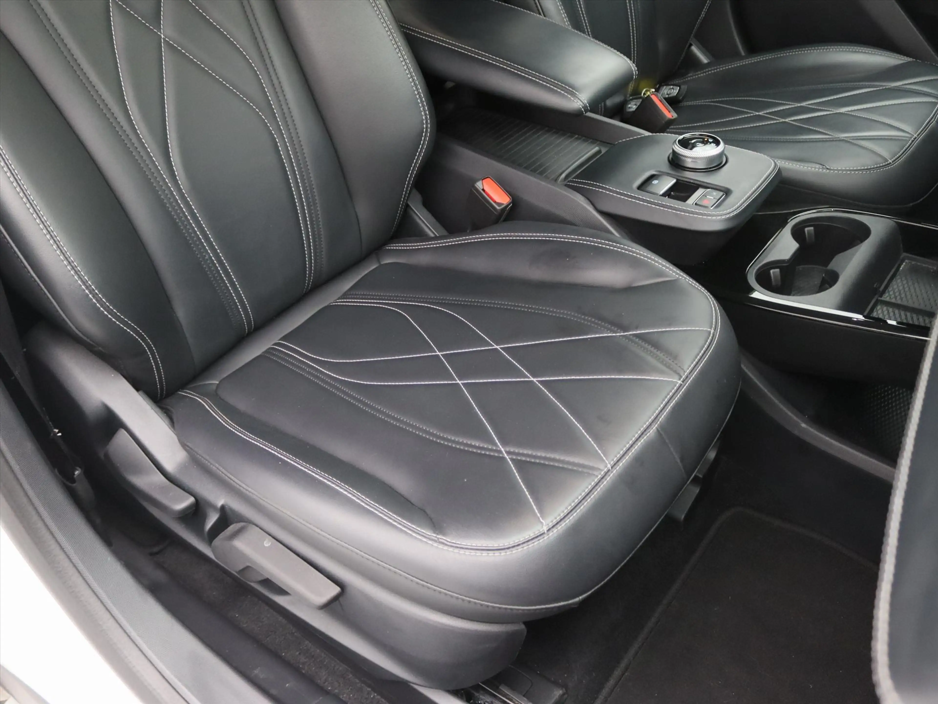 Ford Mustang Mach-E 75kWh 258pk RWD 94% SoH [ LEDER+CARPLAY+STOEL/STUU — photo 16